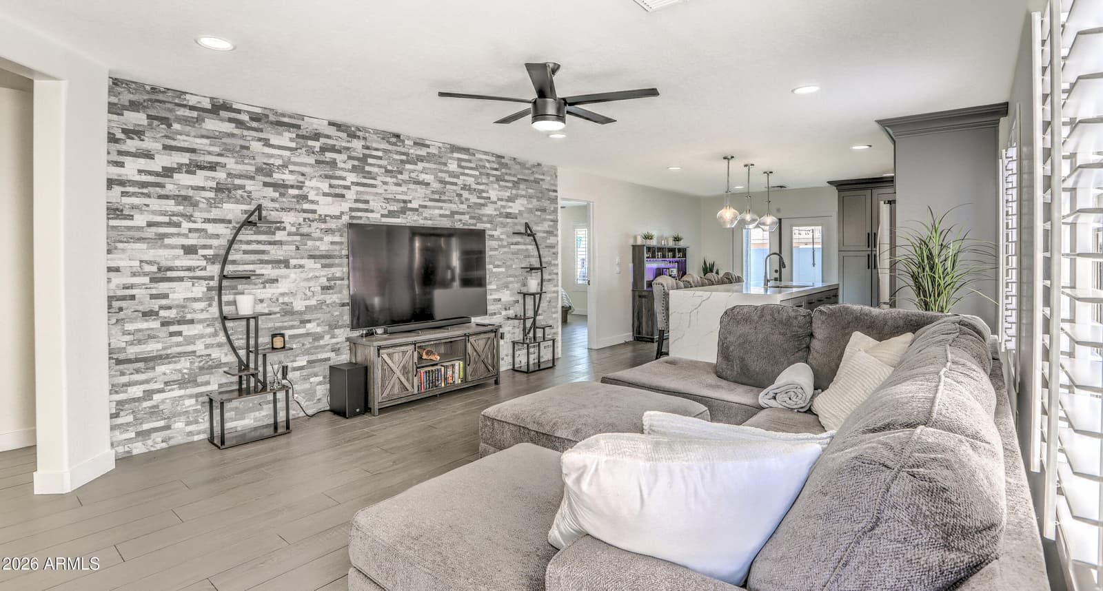 9745 E BUTTE Street, Mesa, AZ 85207 — photo 14 of 33