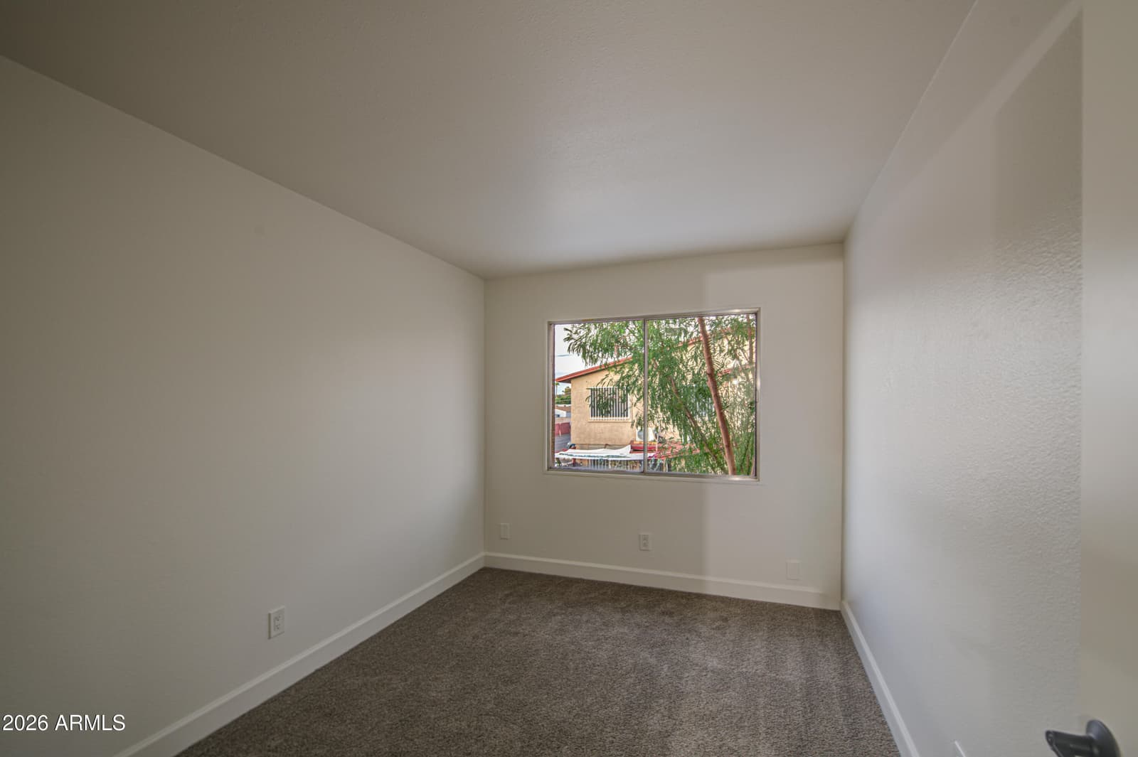 4103 W WONDERVIEW Road, Phoenix, AZ 85019 — photo 20 of 22