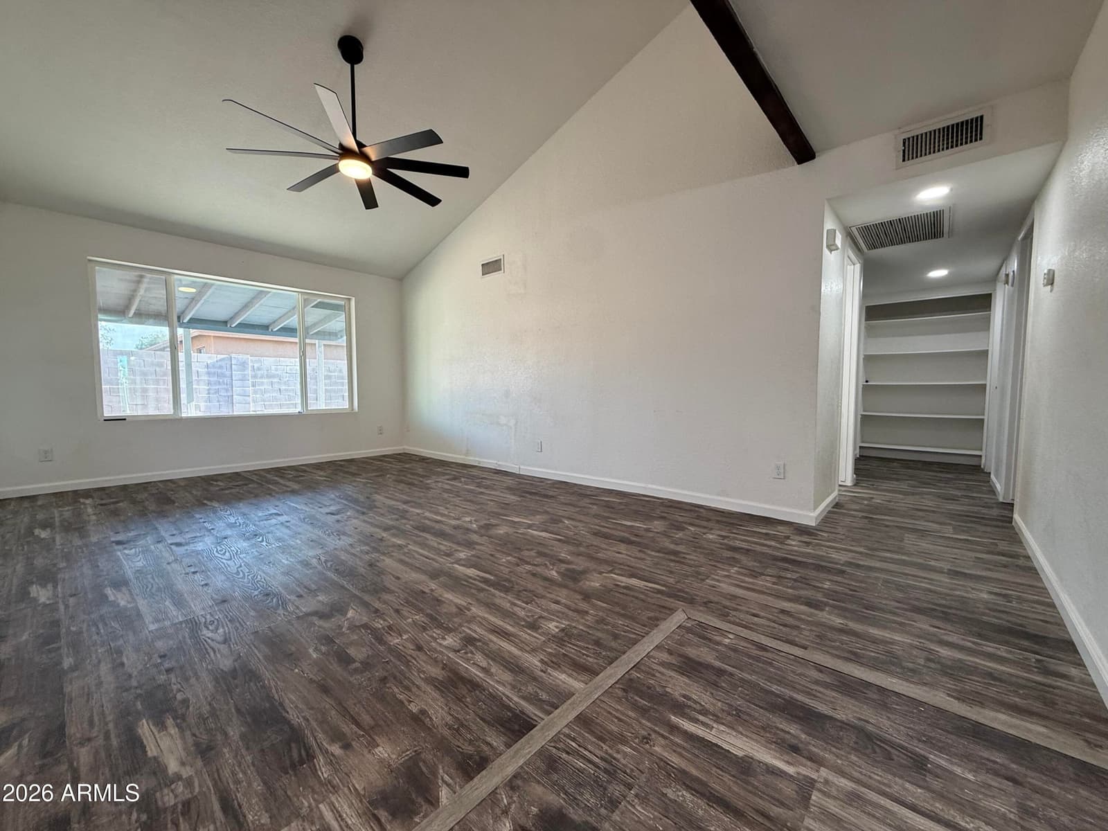 4235 W ASTER Drive, Phoenix, AZ 85029 — photo 4 of 23