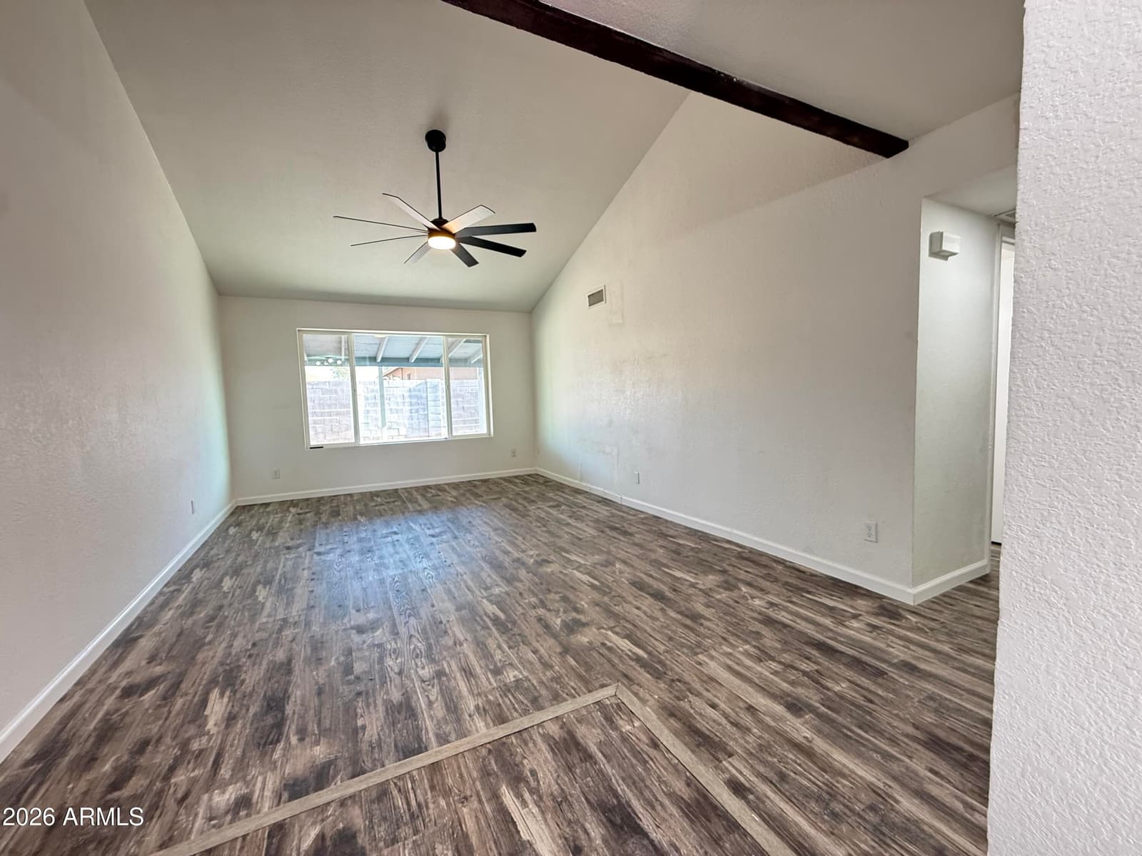 4235 W ASTER Drive, Phoenix, AZ 85029 — photo 10 of 23