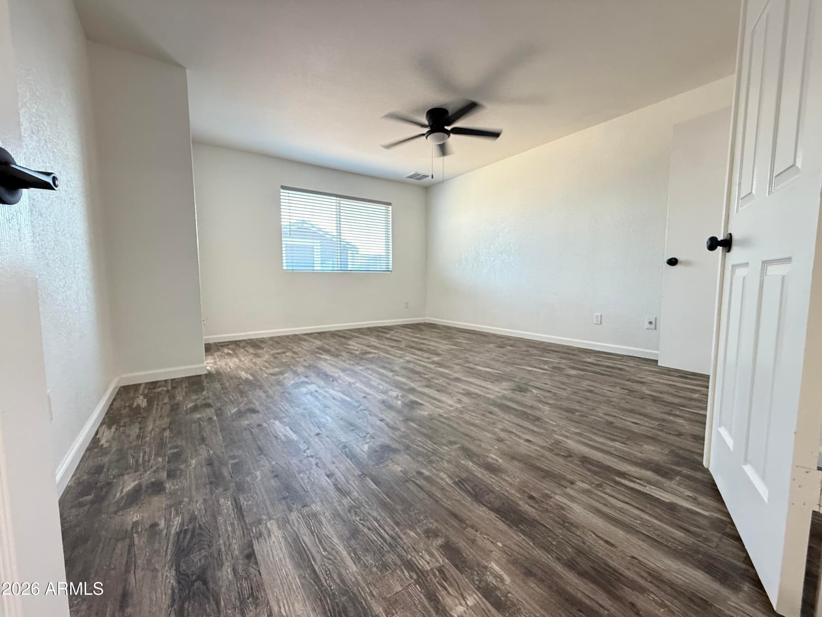 4235 W ASTER Drive, Phoenix, AZ 85029 — photo 14 of 23
