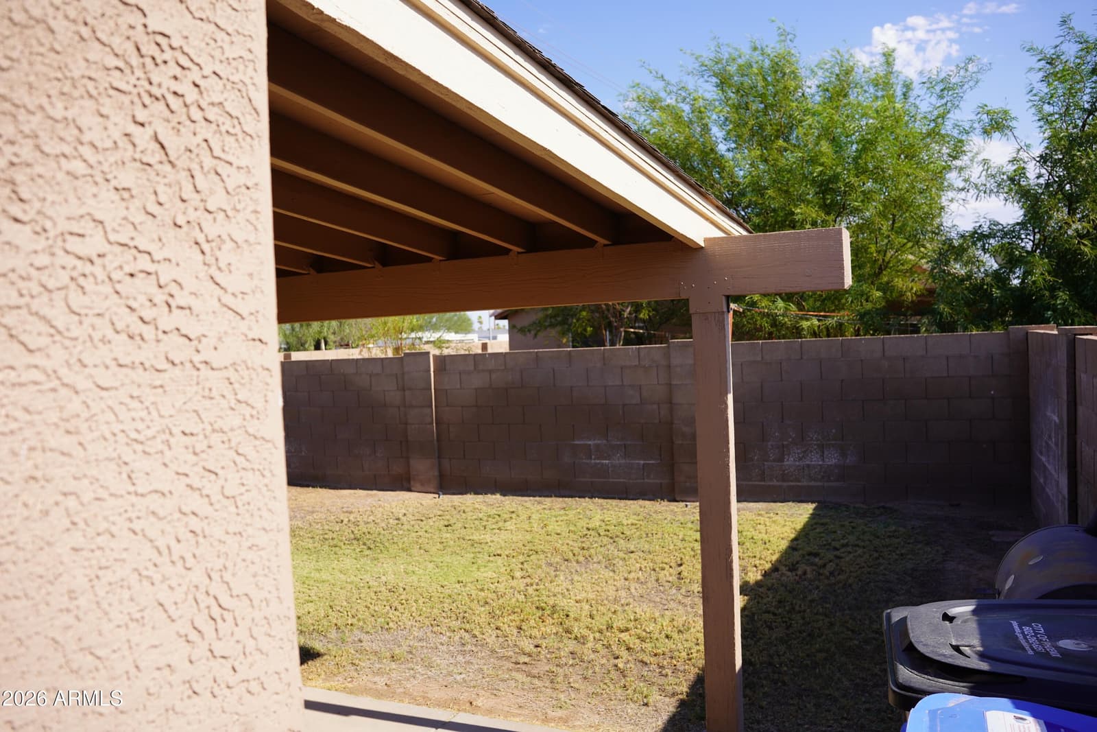 10705 W MONTECITO Avenue, Phoenix, AZ 85037 — photo 9 of 10