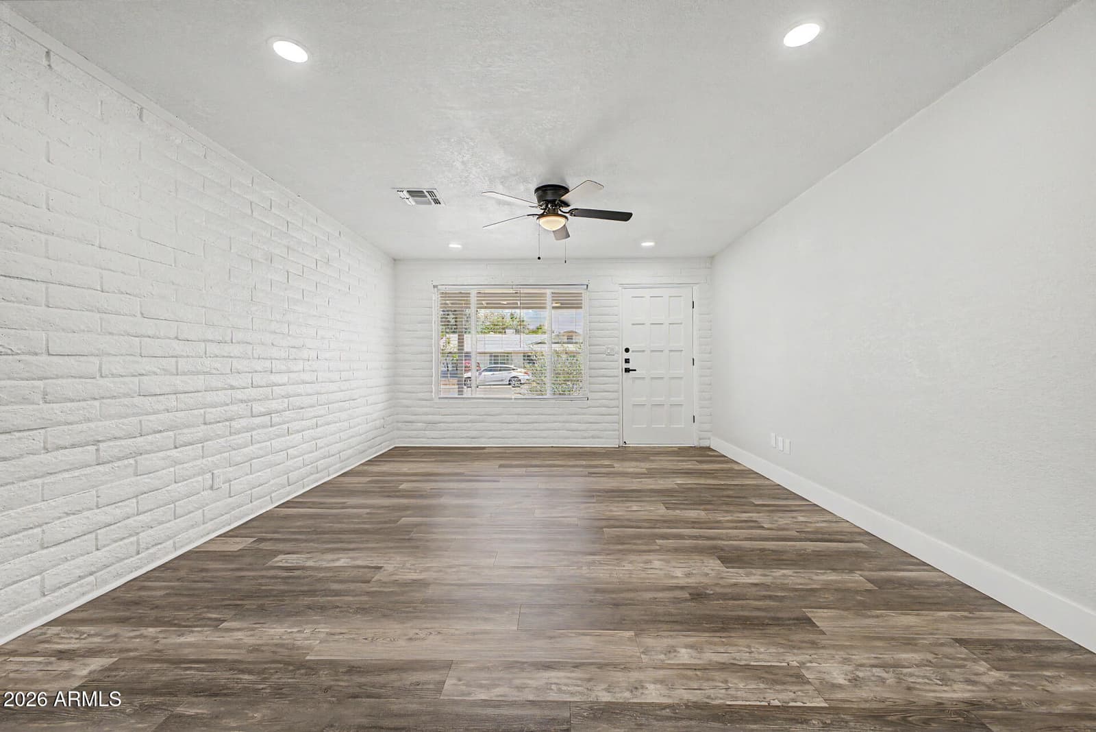 1633 E WESLEYAN Drive, Tempe, AZ 85282 — photo 4 of 33