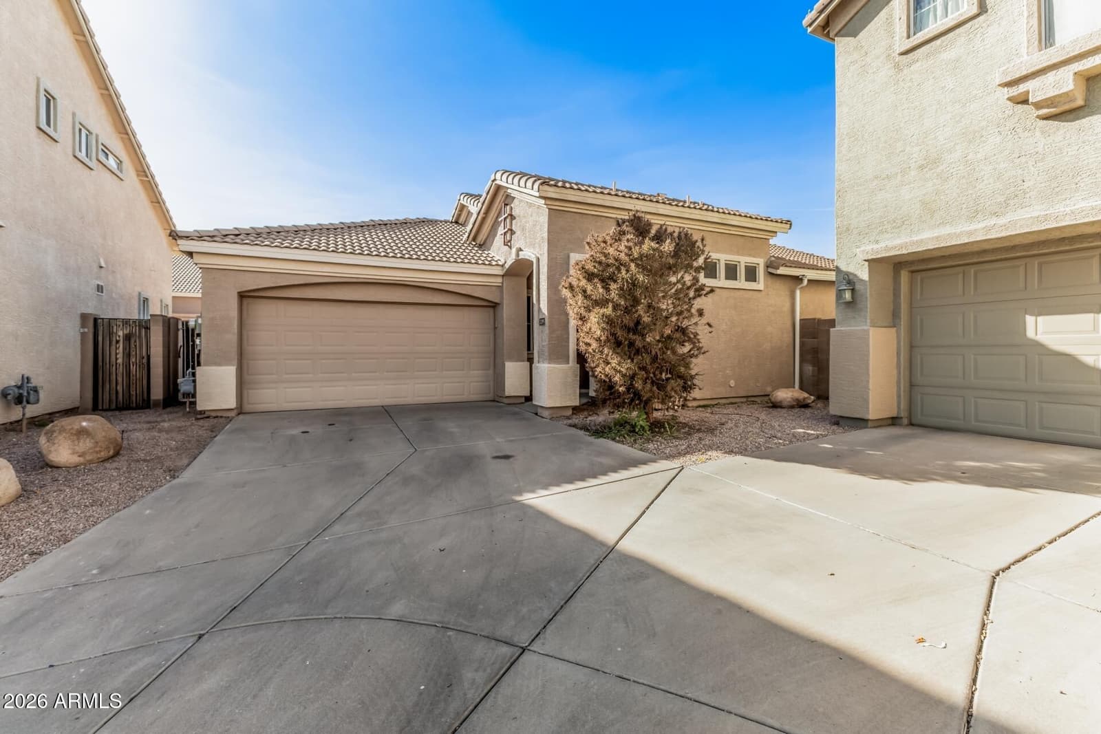 2205 S HARPER, Mesa, AZ 85209 — photo 1 of 20