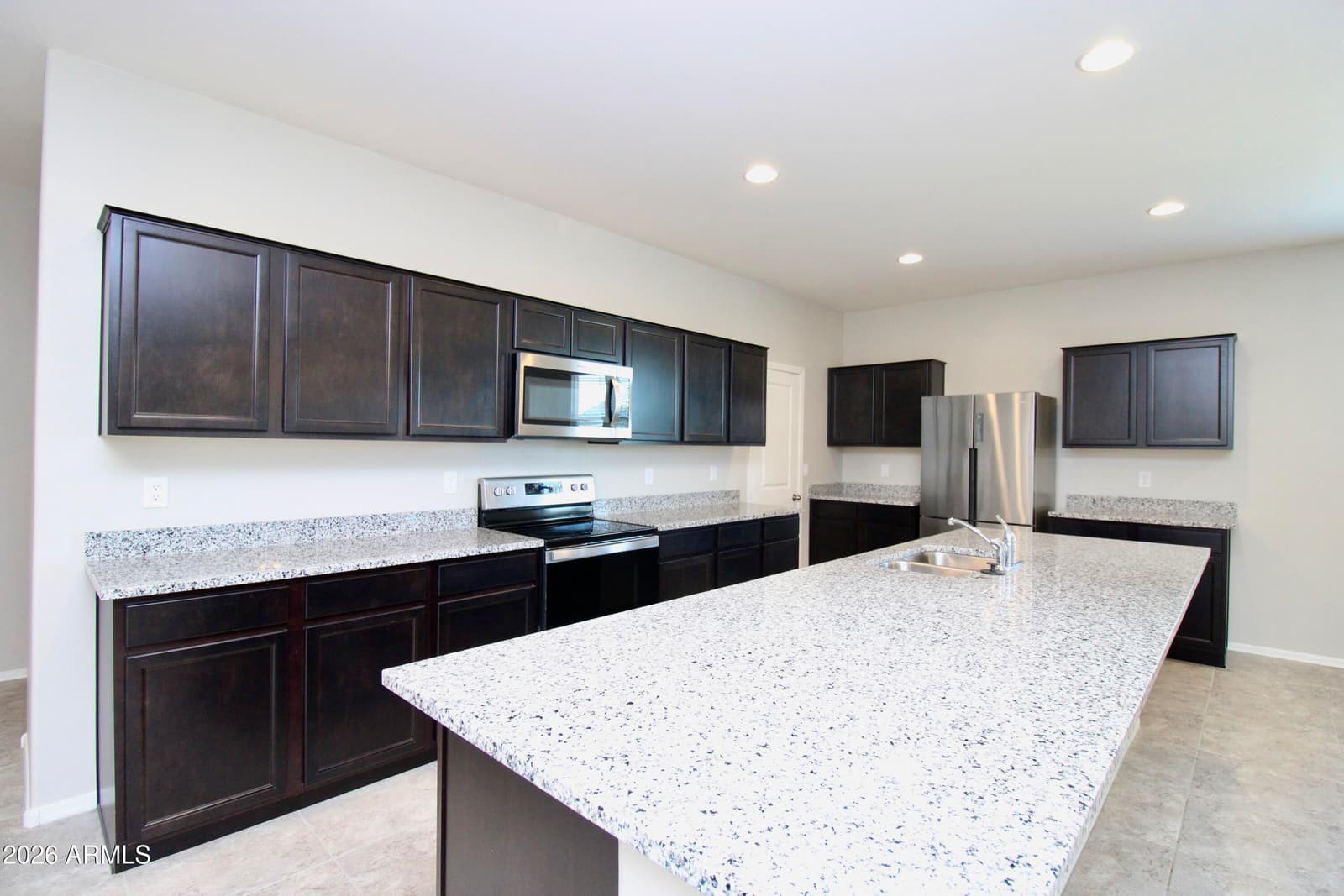 1027 W Avalon Canyon Drive, Casa Grande, AZ 85122 — photo 4 of 21