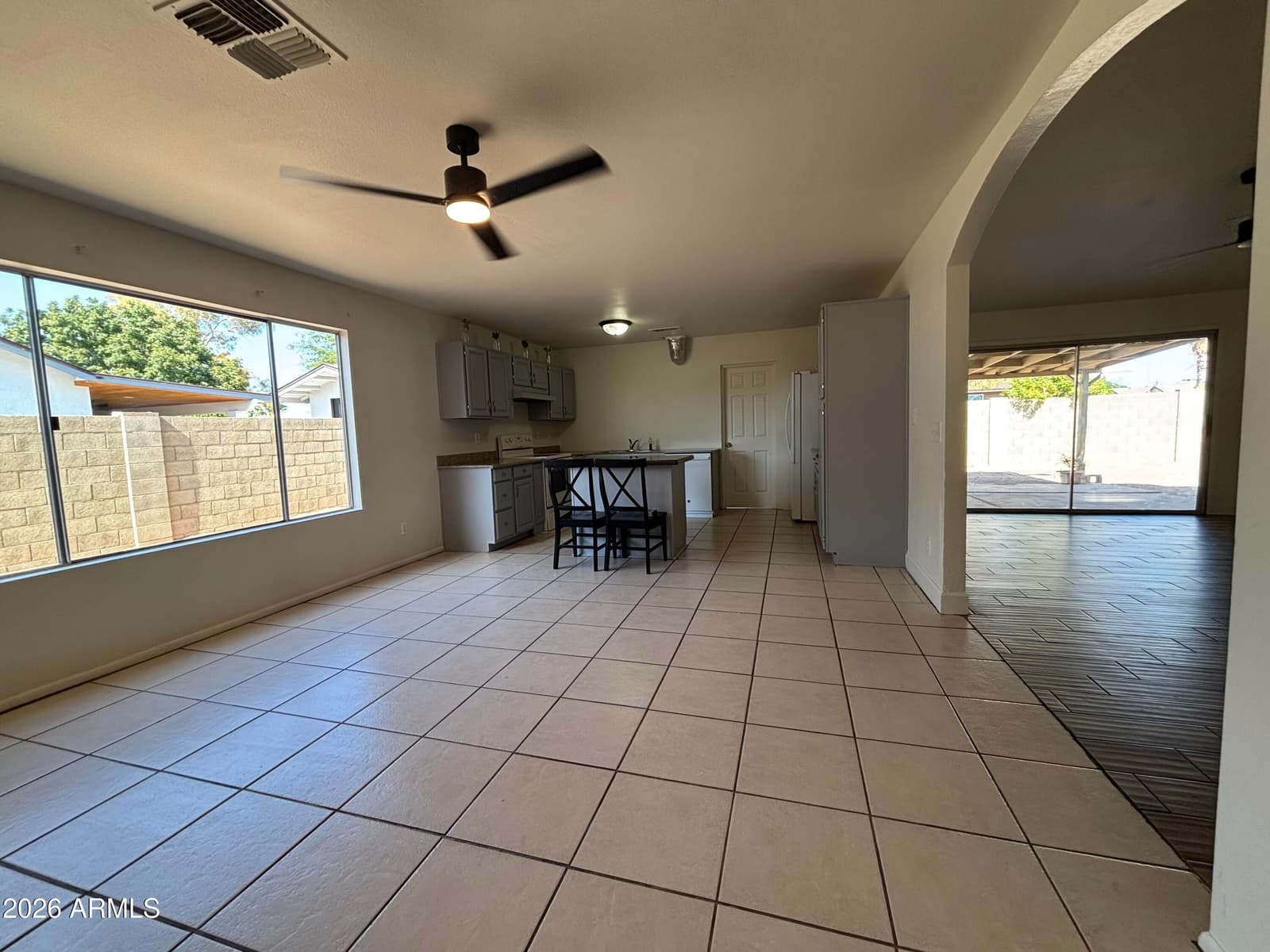 8901 N 86TH Drive, Peoria, AZ 85345 — photo 5 of 22