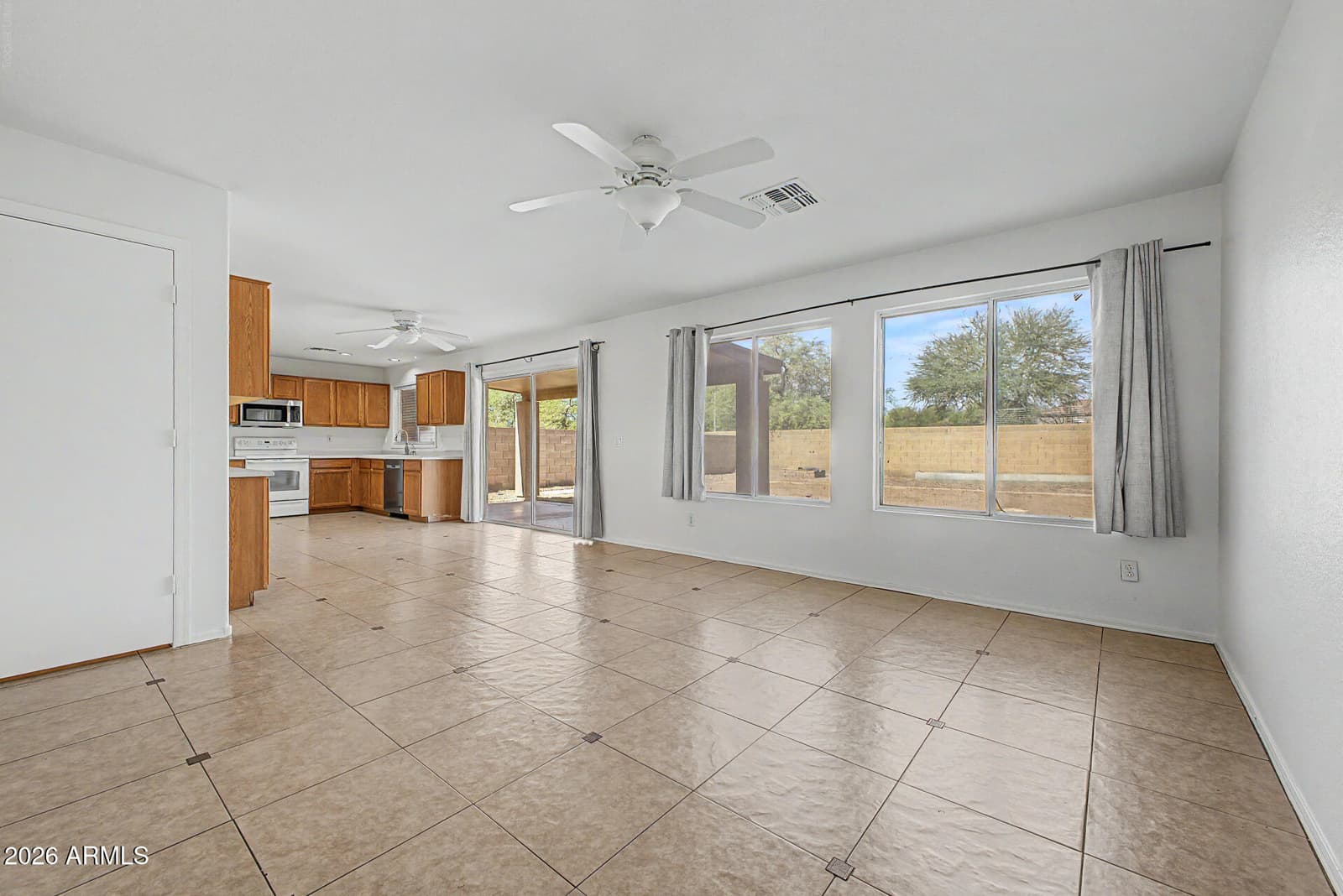 14372 N 154TH Lane, Surprise, AZ 85379 — photo 8 of 36