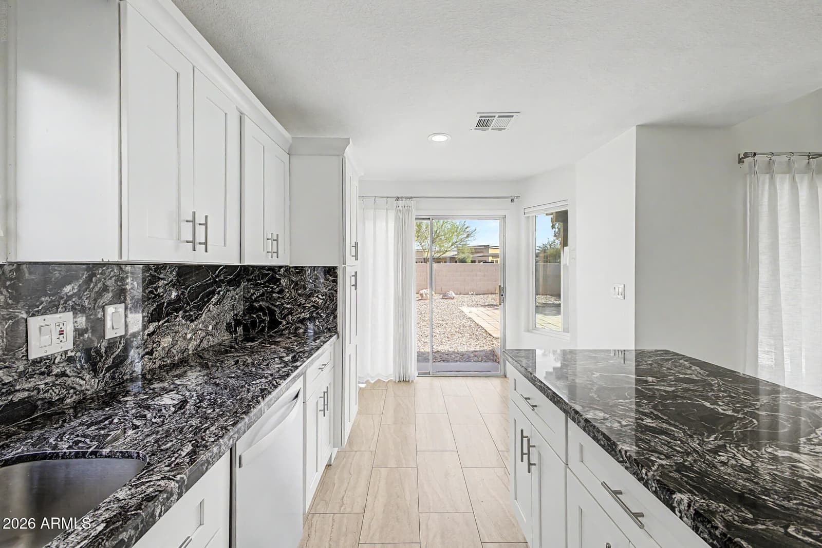 2355 W Park Avenue, Chandler, AZ 85224 — photo 17 of 43