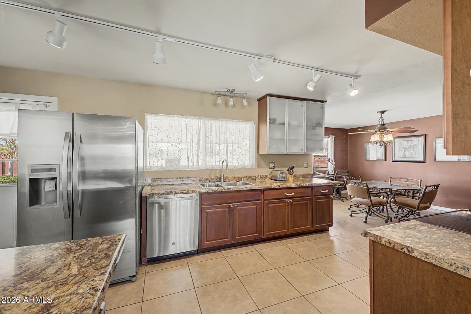 10240 W CAMDEN Avenue, Sun City, AZ 85351 — photo 7 of 24