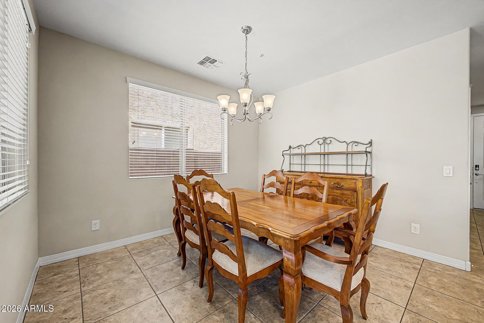 5432 S MARIPOSA Drive, Gilbert, AZ 85298 — photo 7 of 50