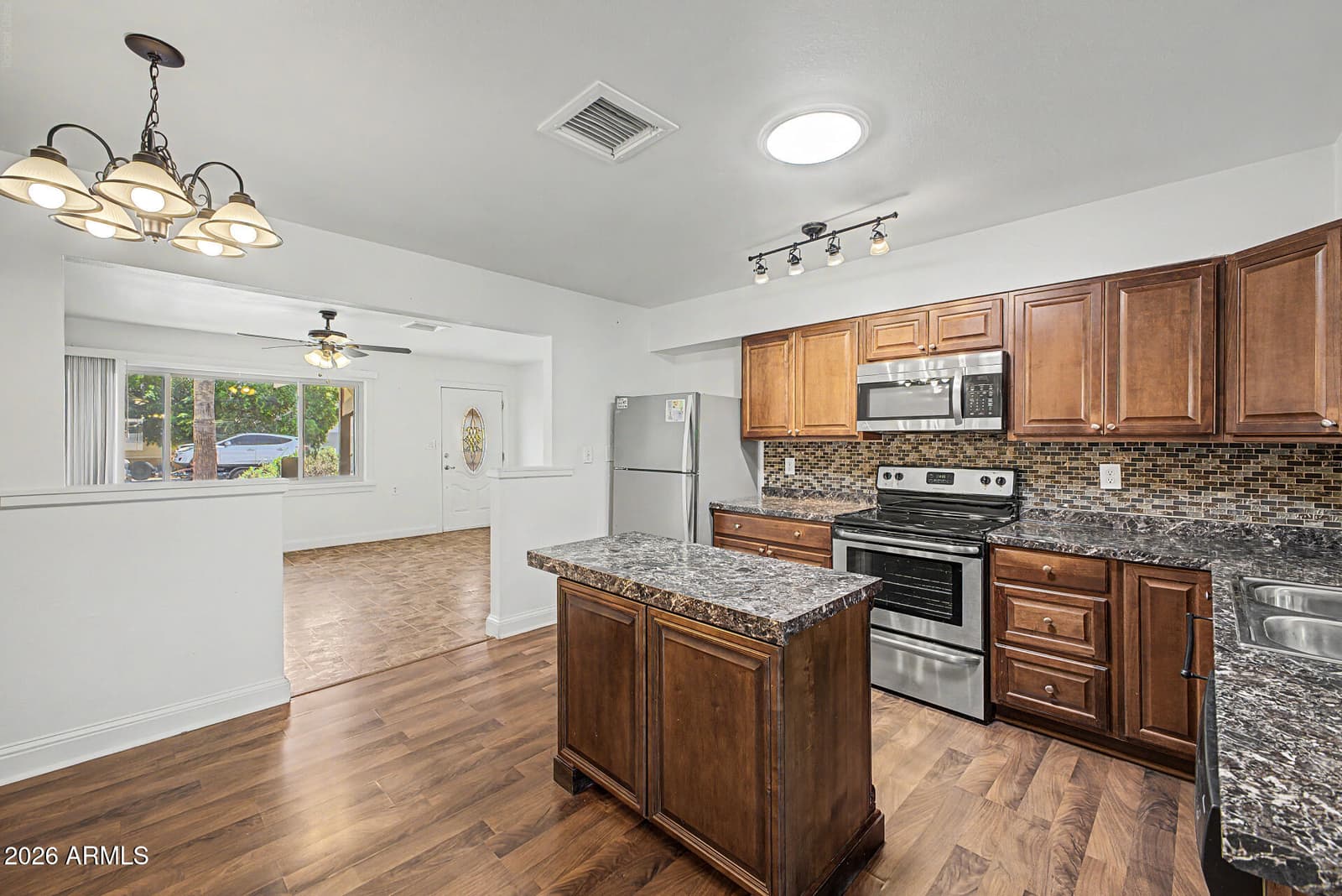 624 W 23RD Avenue, Apache Junction, AZ 85120 — photo 14 of 42