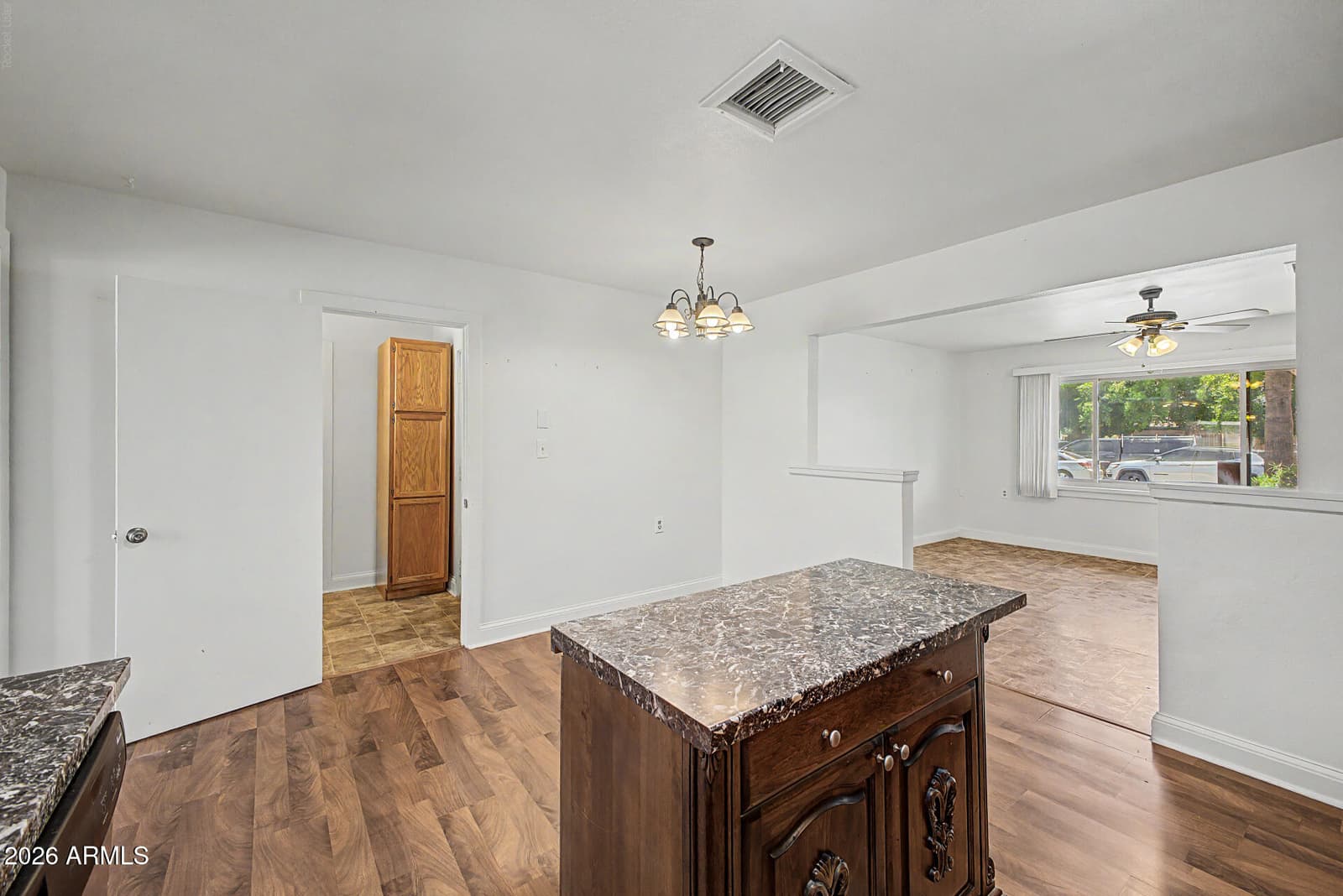 624 W 23RD Avenue, Apache Junction, AZ 85120 — photo 11 of 42