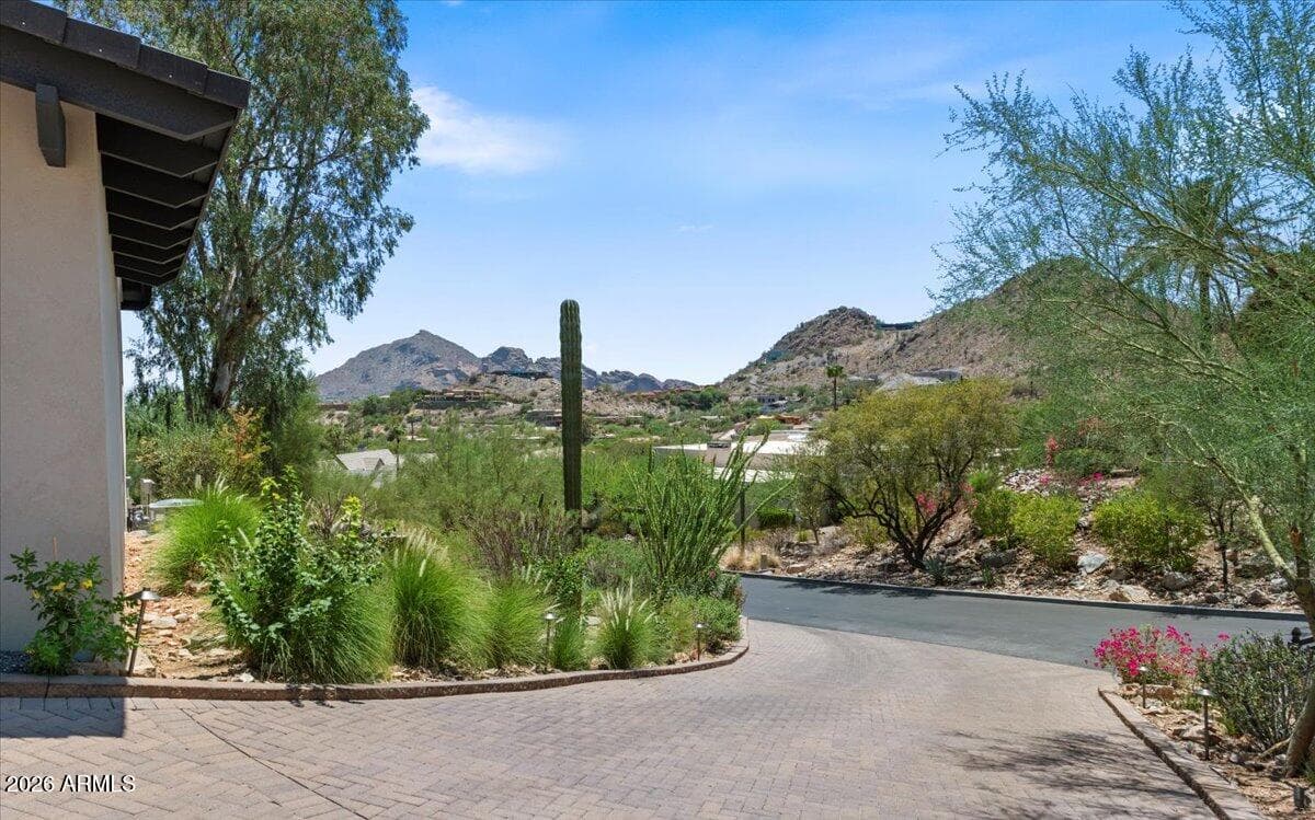 7347 N RED LEDGE Drive, Paradise Valley, AZ 85253 — photo 79 of 95