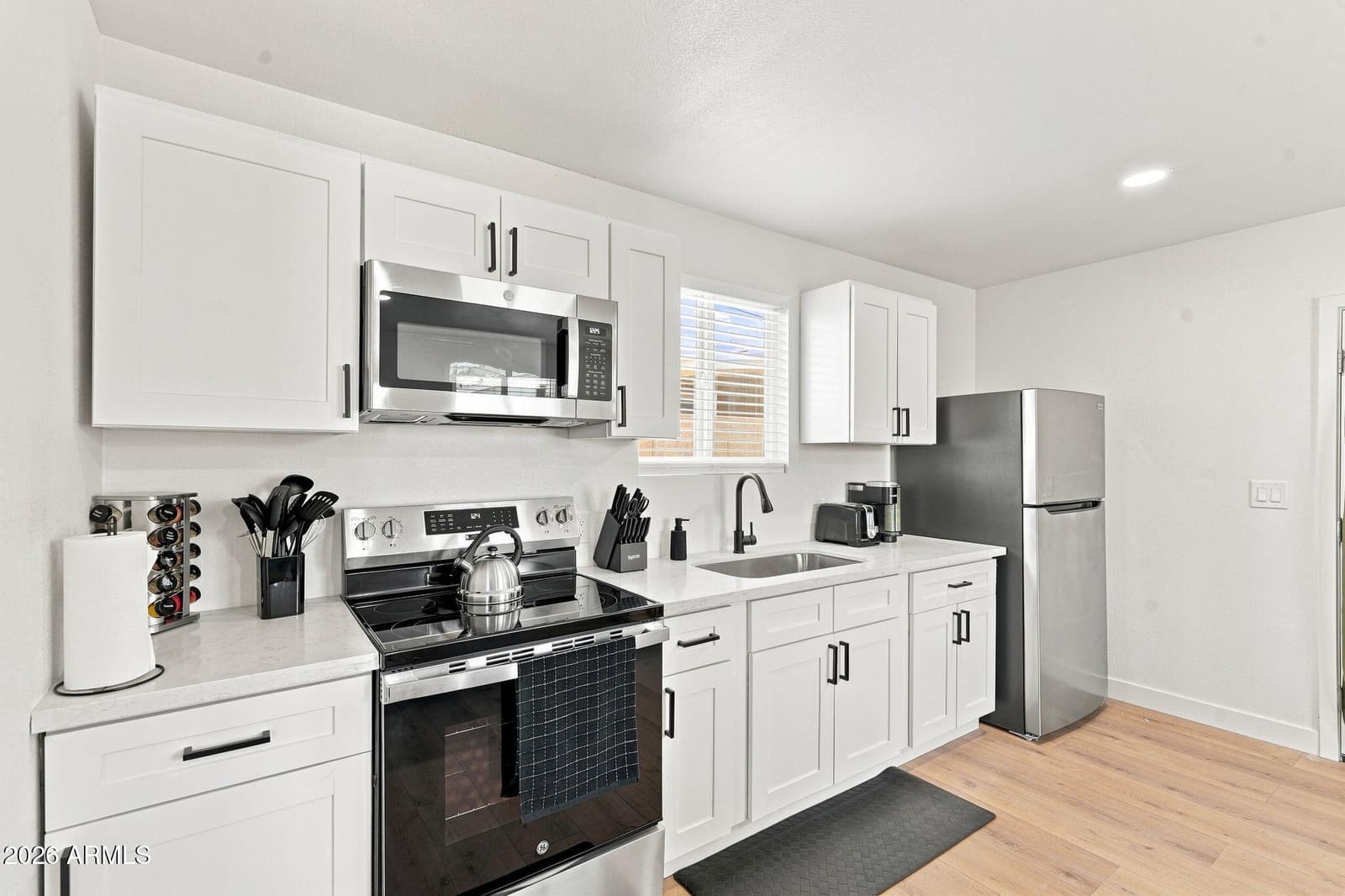 1725 S MARILYN ANN Drive, Tempe, AZ 85281 — photo 19 of 24
