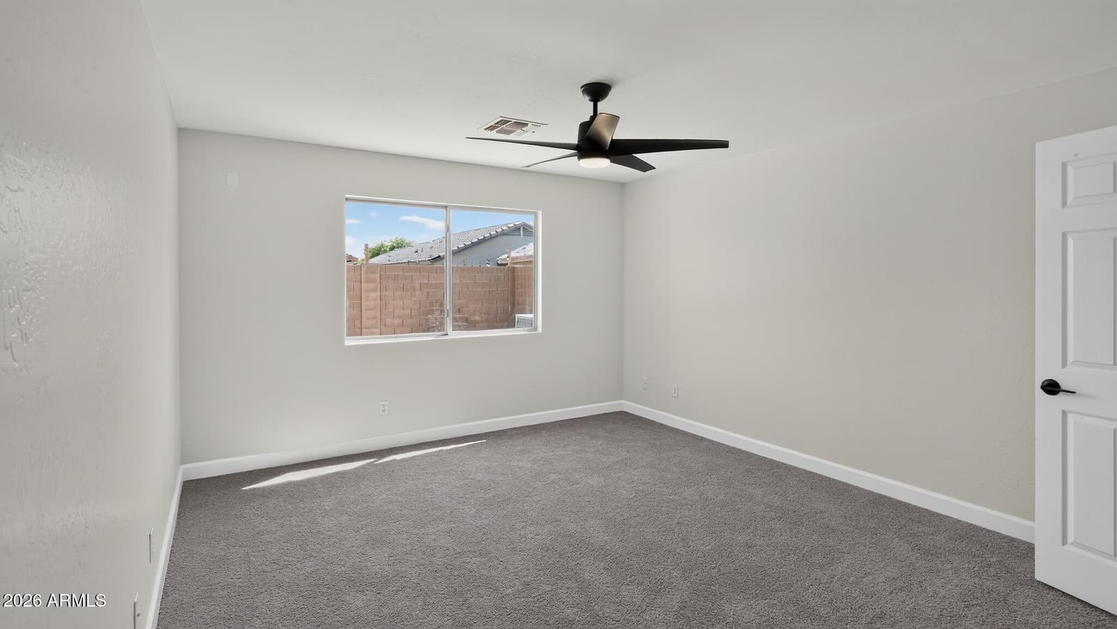 6541 W COCOPAH Street, Phoenix, AZ 85043 — photo 11 of 15