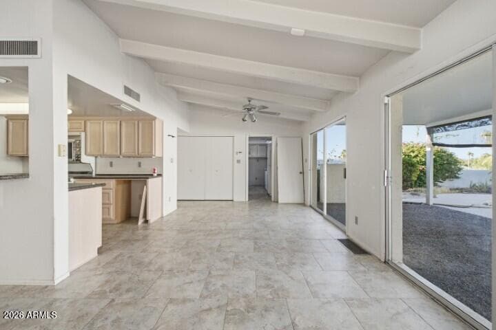 13045 N 8TH Avenue, Phoenix, AZ 85029 — photo 10 of 51