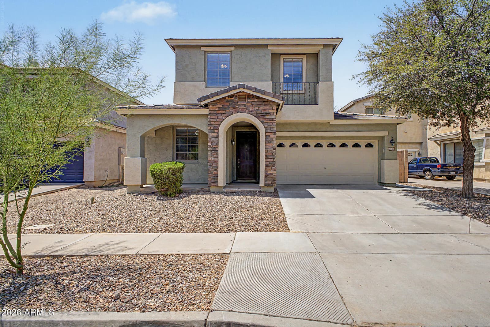 4190 S PONDEROSA Drive, Gilbert, AZ 85297 — photo 1 of 35