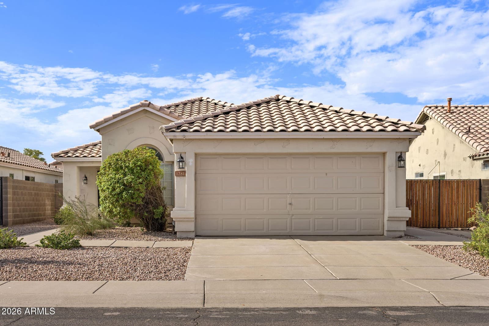1281 W GAIL Drive, Chandler, AZ 85224 — photo 3 of 37