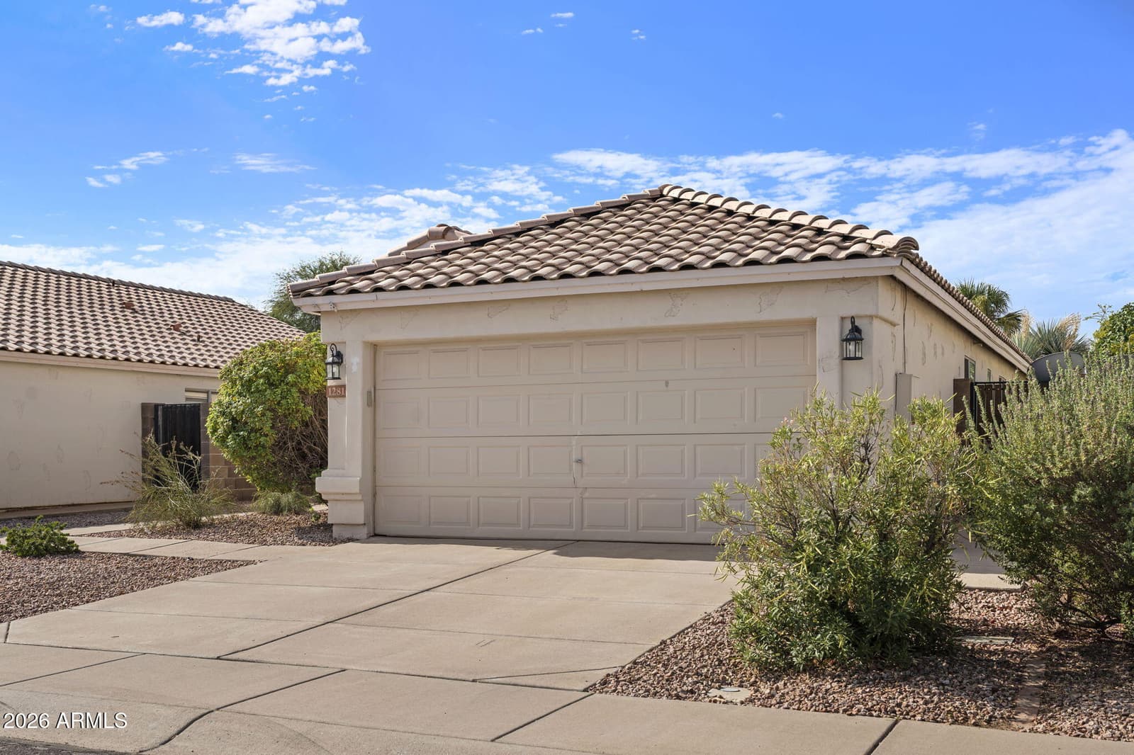 1281 W GAIL Drive, Chandler, AZ 85224 — photo 2 of 37