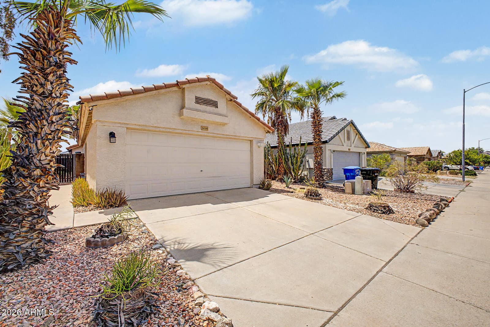 3005 W MATTHEW Drive, Phoenix, AZ 85027 — photo 5 of 36