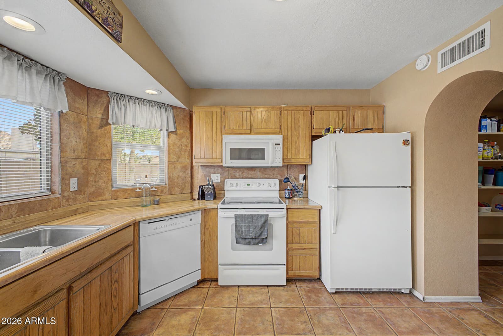 8861 N 114TH Lane, Peoria, AZ 85345 — photo 13 of 27