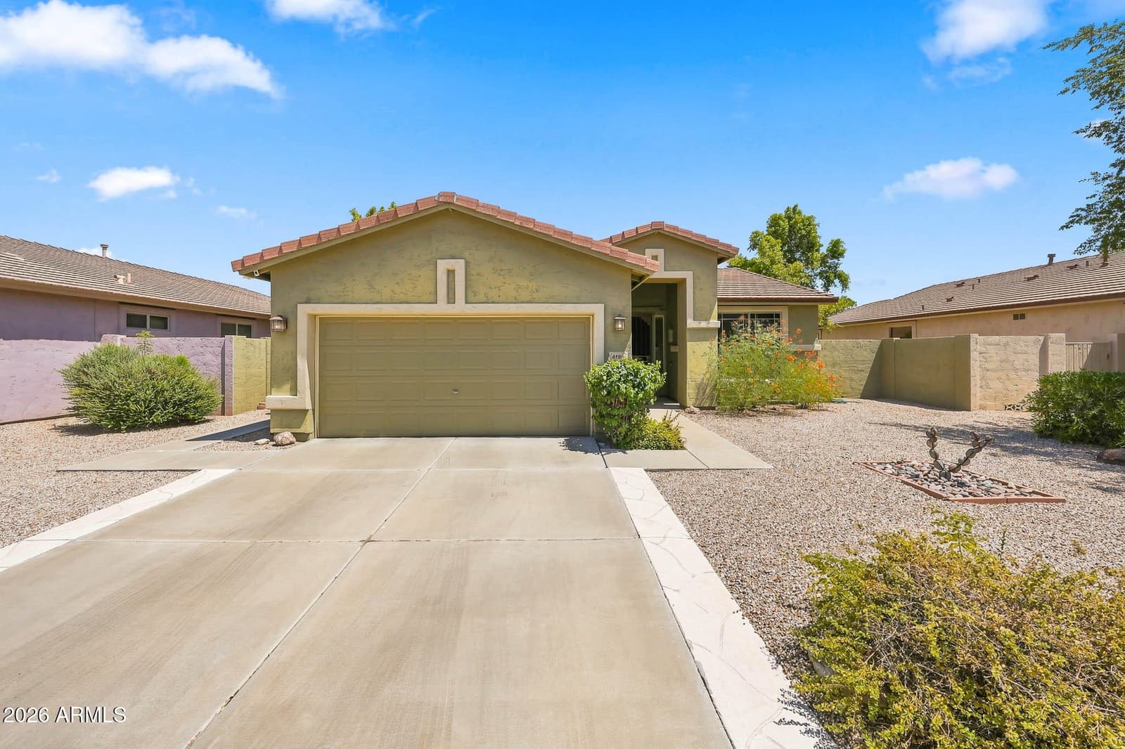 6186 W WIKIEUP Lane, Glendale, AZ 85308 — photo 1 of 48