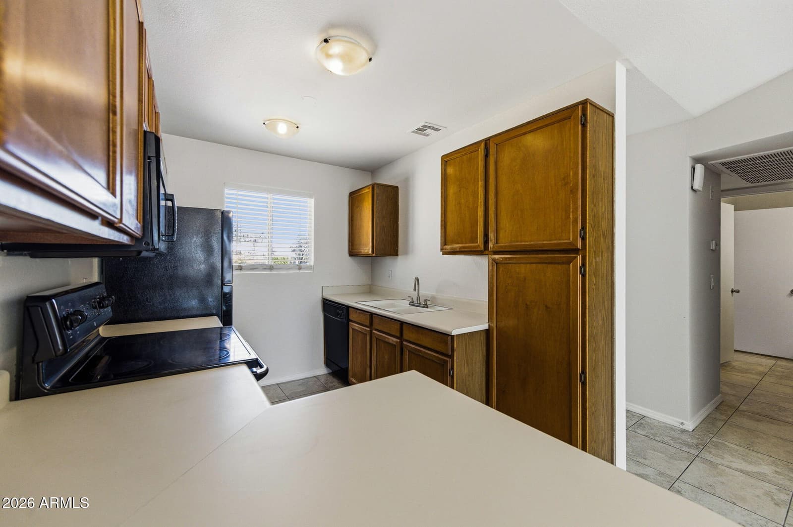 653 W GUADALUPE Road 2015, Mesa, AZ 85210 — photo 7 of 23