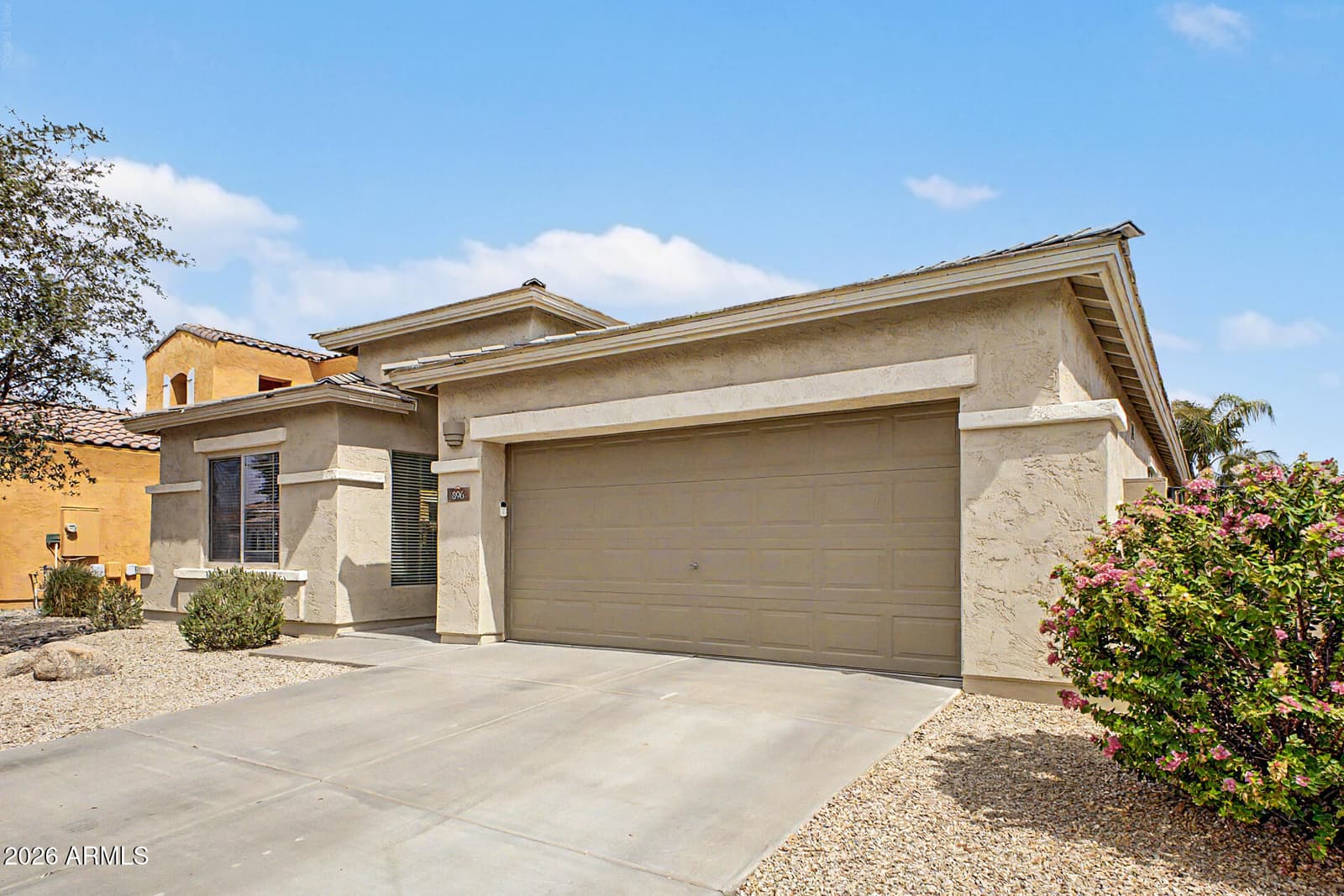 896 E LA COSTA Place, Chandler, AZ 85249 — photo 6 of 38