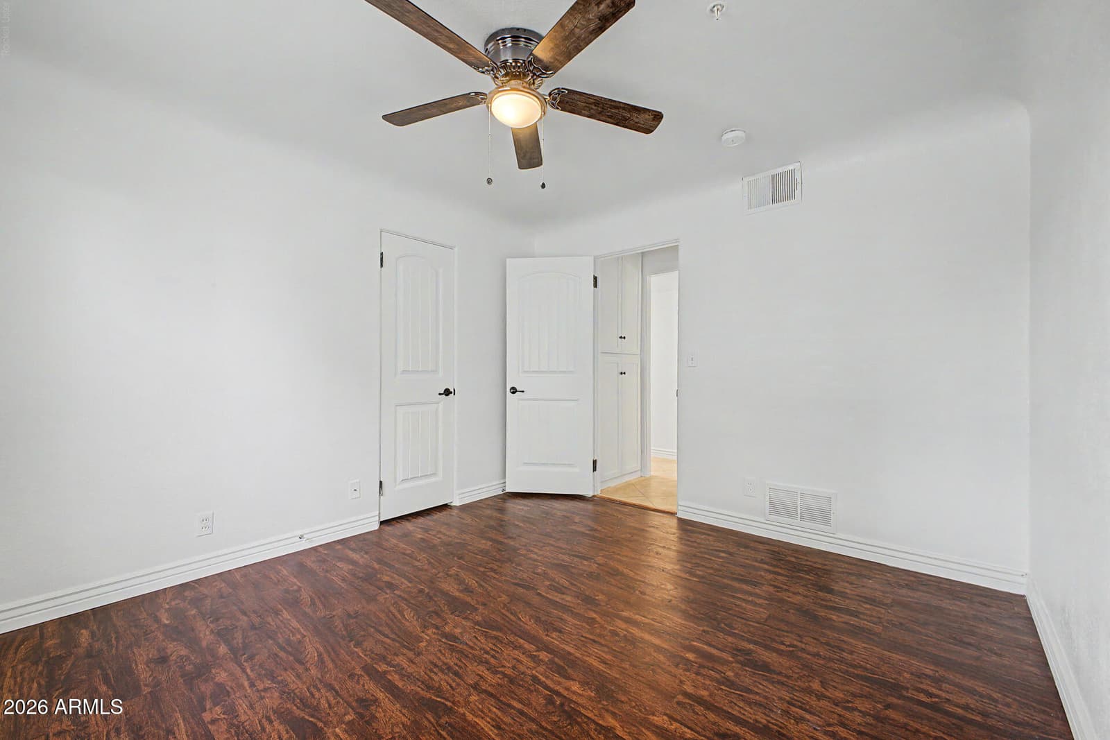 530 E ROSE Lane, Phoenix, AZ 85012 — photo 29 of 50