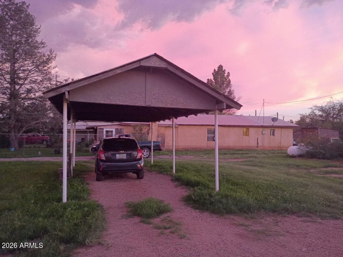 10356 S PALOMINAS Road, Hereford, AZ 85615 — photo 7 of 22