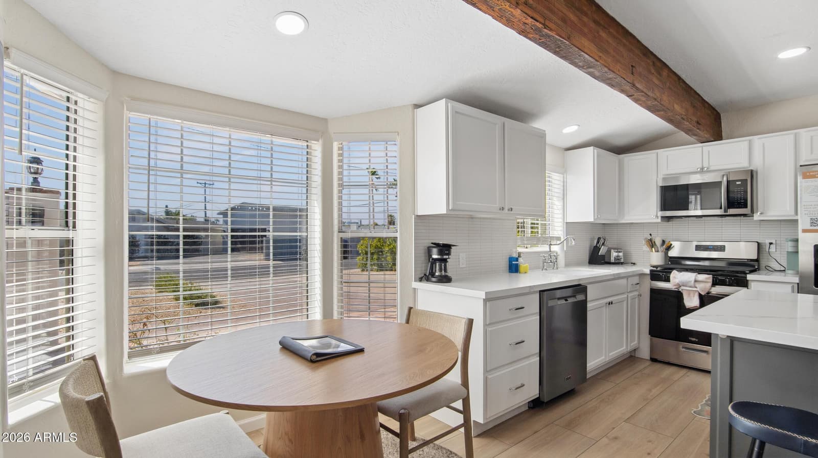 2929 N 55th Place, Phoenix, AZ 85018 — photo 9 of 59