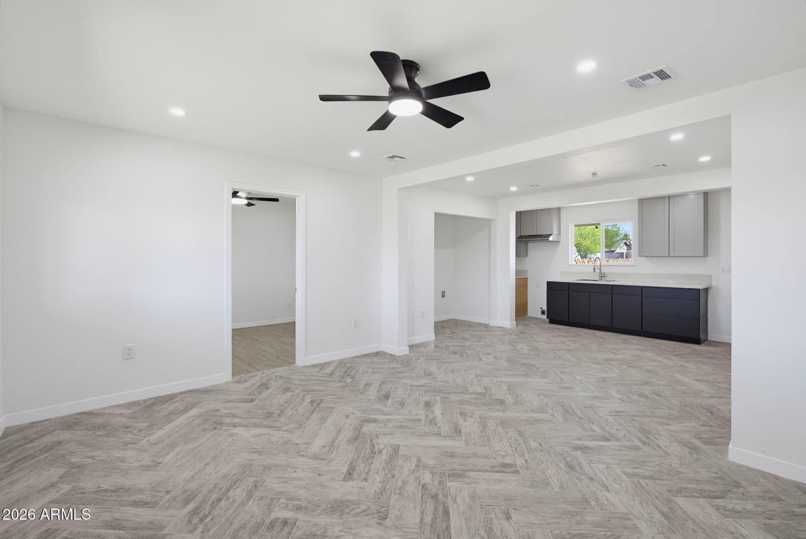 3226 W Taylor Street, Phoenix, AZ 85009 — photo 17 of 51