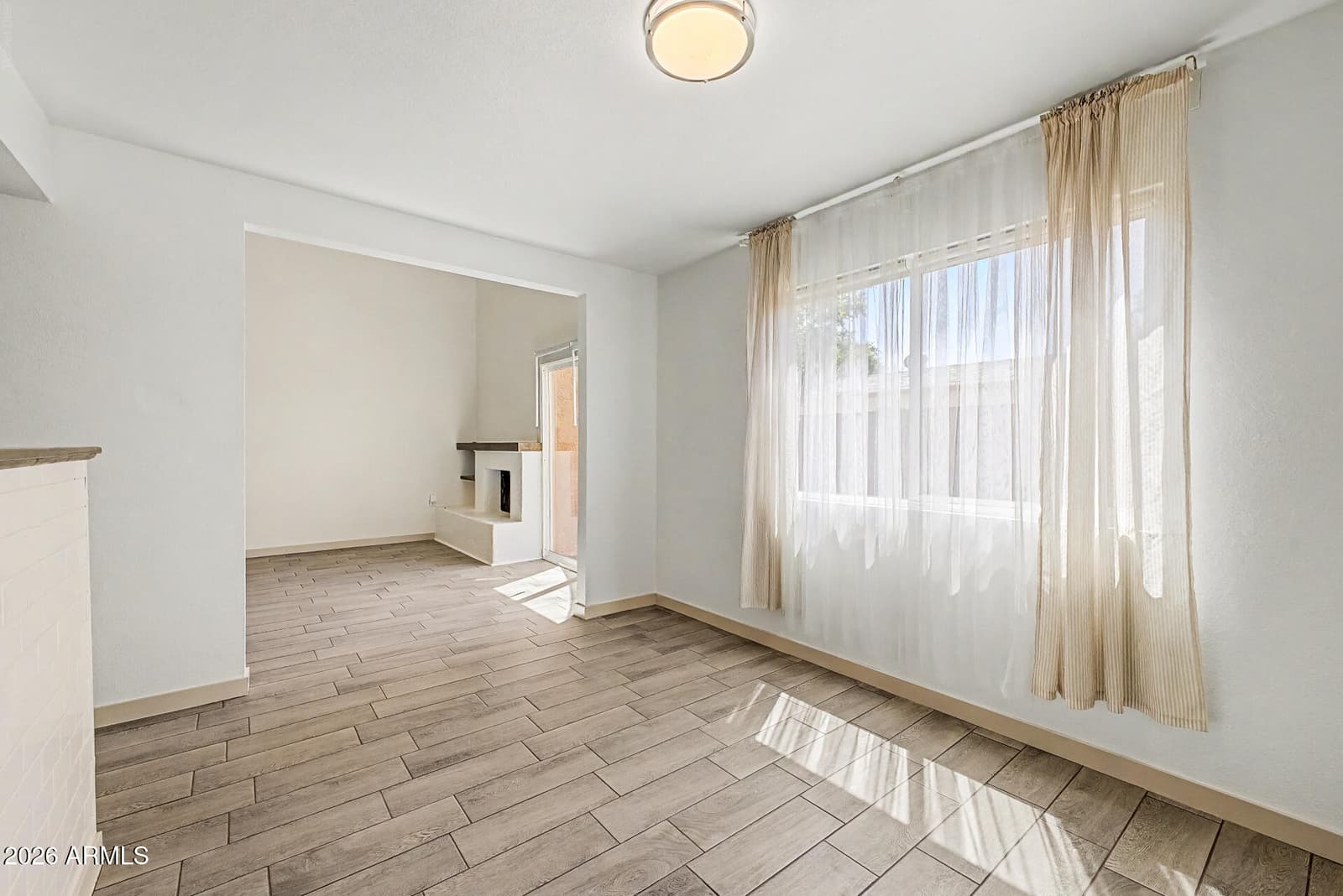 2202 W GLENROSA Avenue 9, Phoenix, AZ 85015 — photo 10 of 37