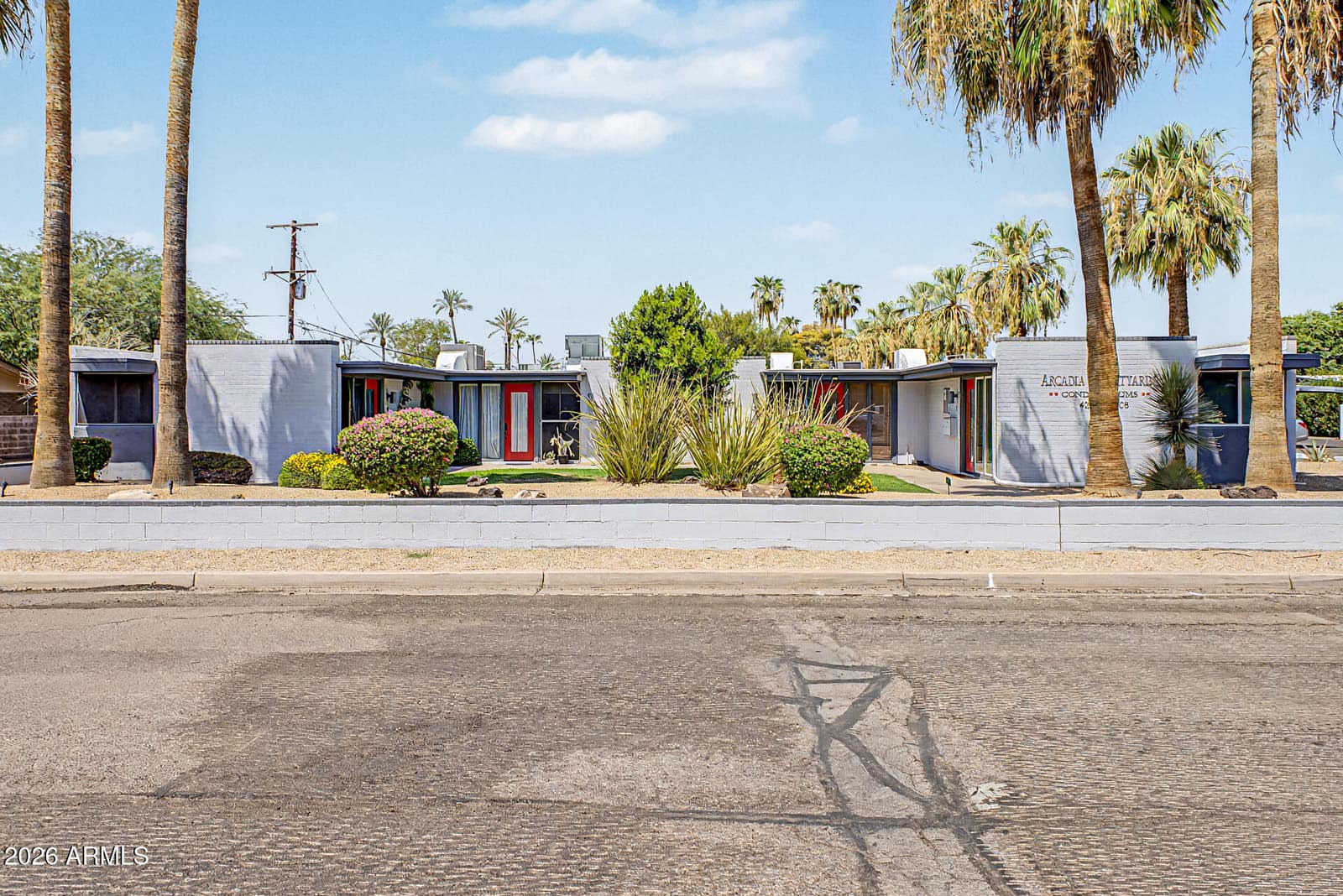 4200 N 38TH Street 1, Phoenix, AZ 85018 — photo 3 of 41