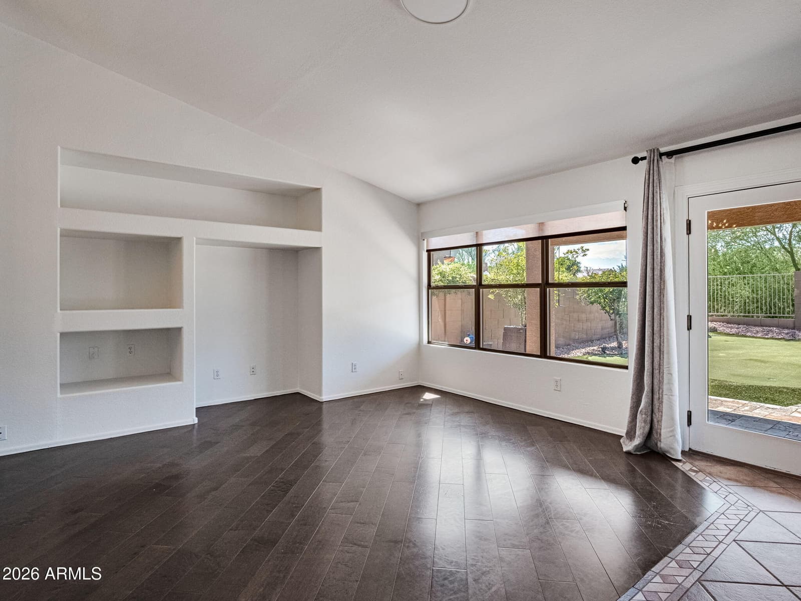 25836 N 43RD Place, Phoenix, AZ 85050 — photo 11 of 27
