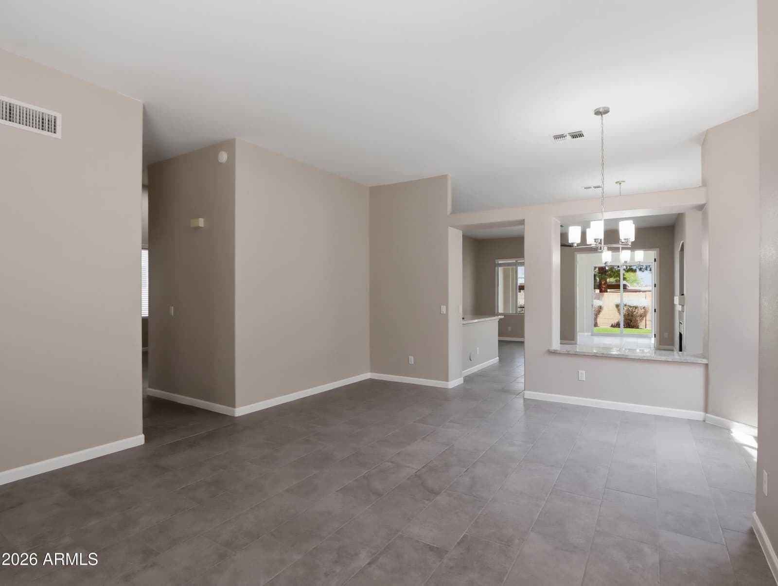 964 W FAIRWAY Drive N, Chandler, AZ 85225 — photo 7 of 53
