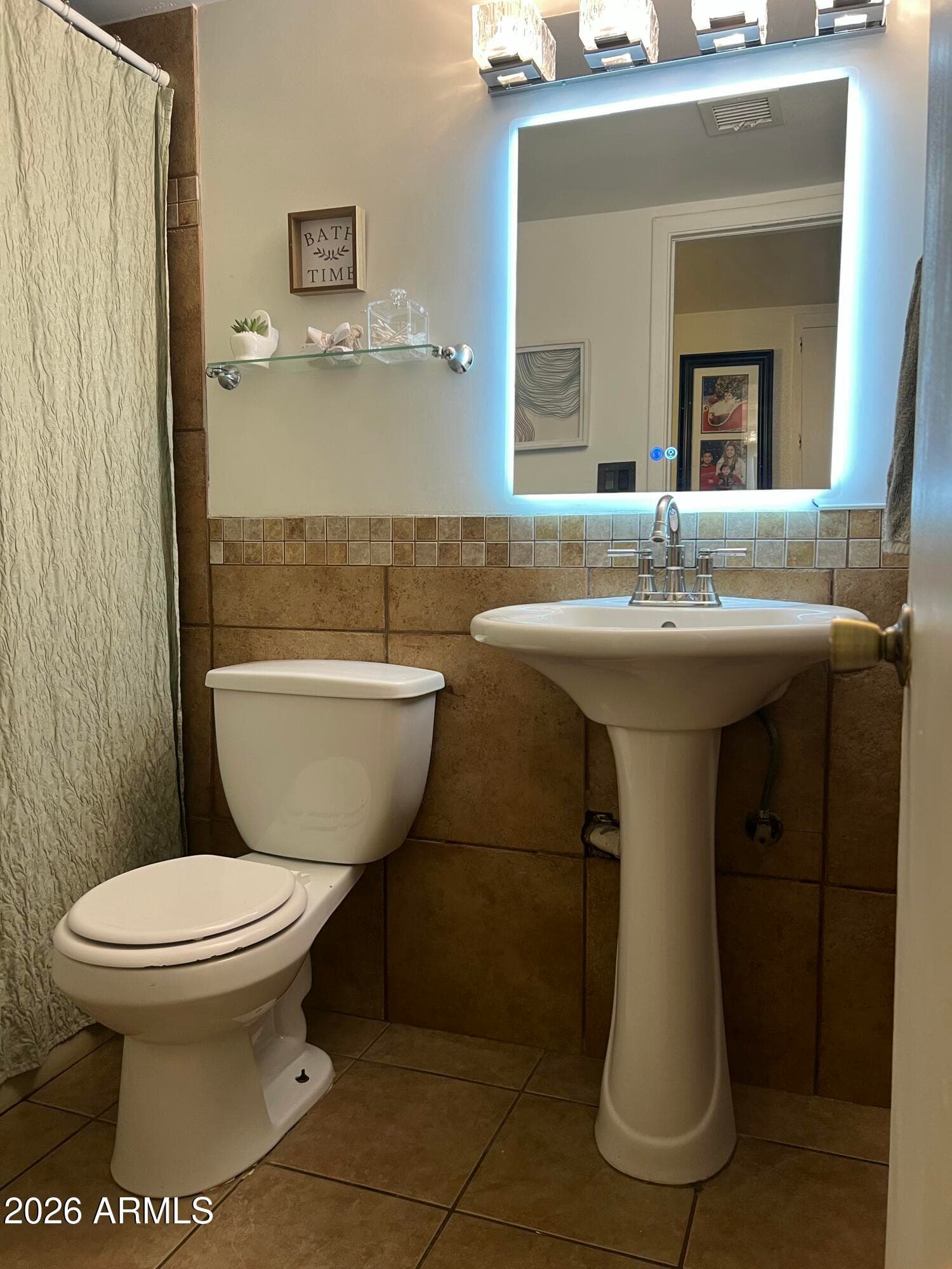 5212 N 42nd Lane, Phoenix, AZ 85019 — photo 10 of 10