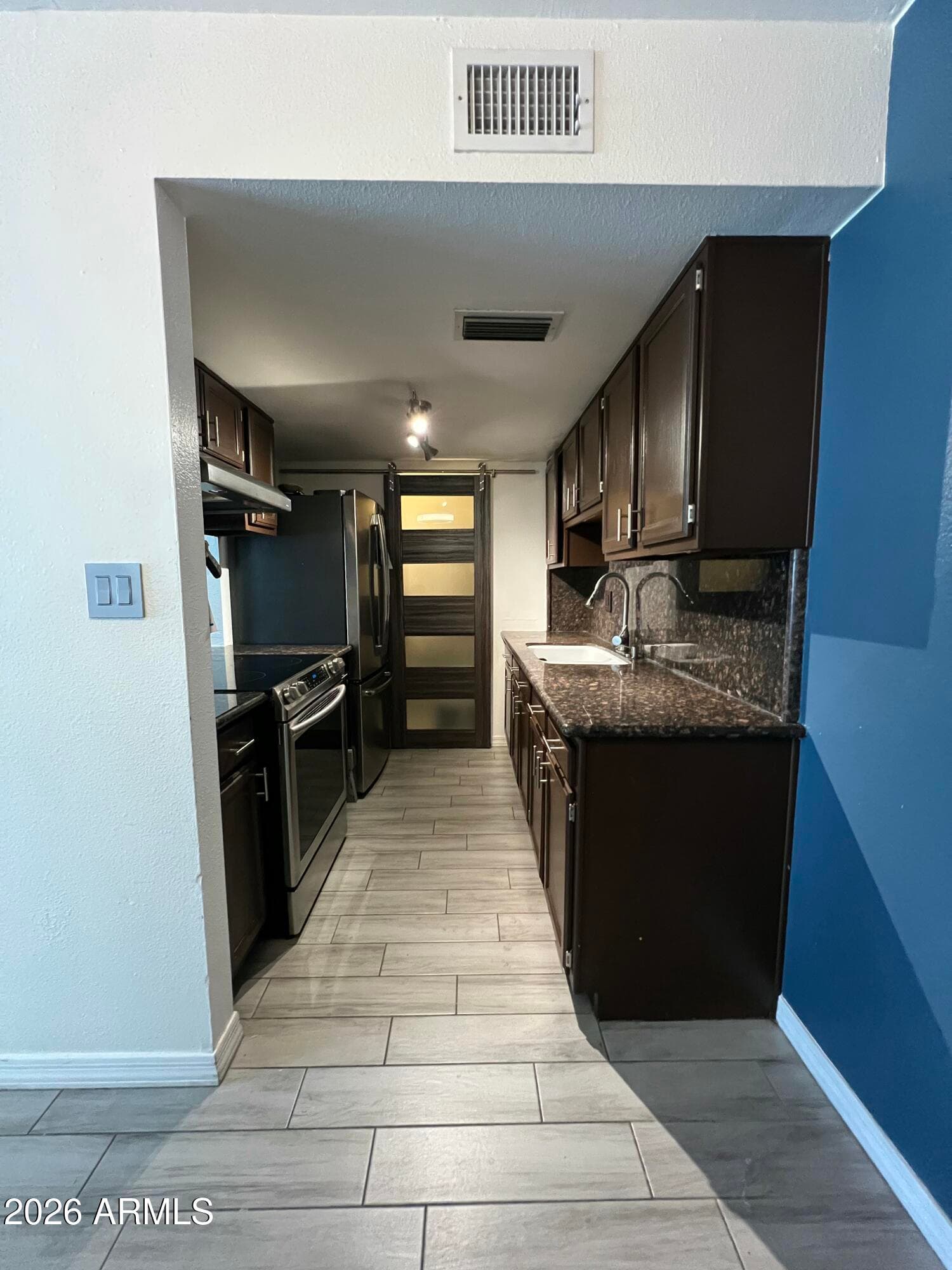 5212 N 42nd Lane, Phoenix, AZ 85019 — photo 9 of 10
