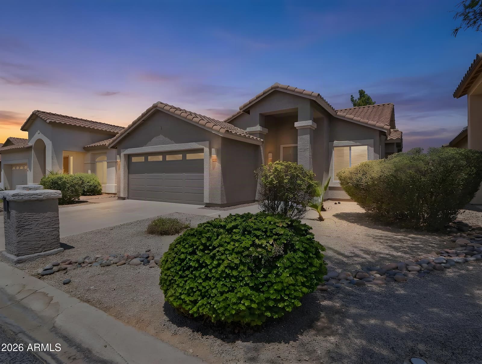 964 W FAIRWAY Drive N, Chandler, AZ 85225 — photo 1 of 53