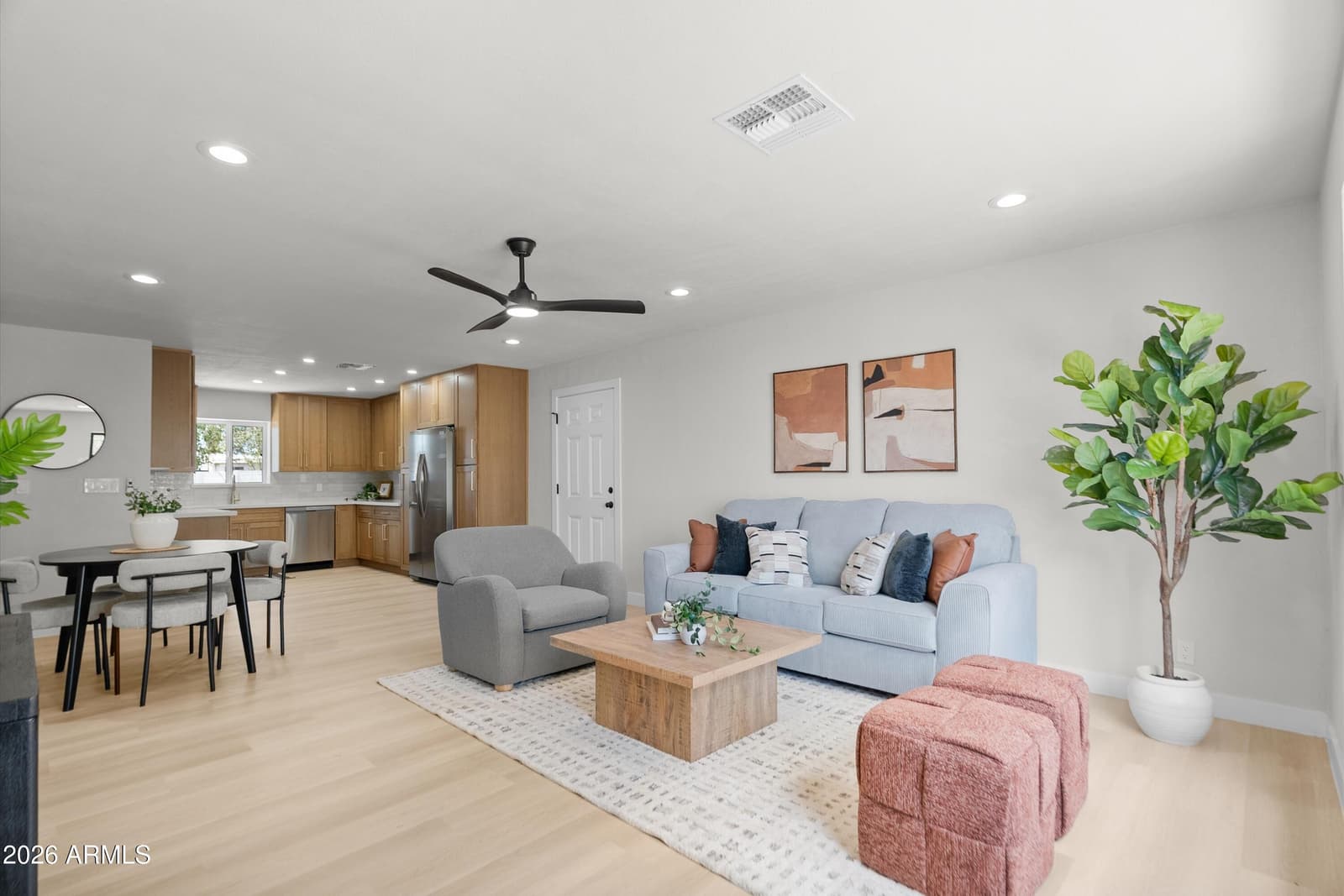 3618 E YALE Street, Phoenix, AZ 85008 — photo 5 of 34