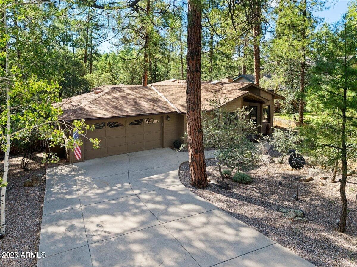 1136 E TIMBER RIDGE Road, Prescott, AZ 86303 — photo 1 of 25