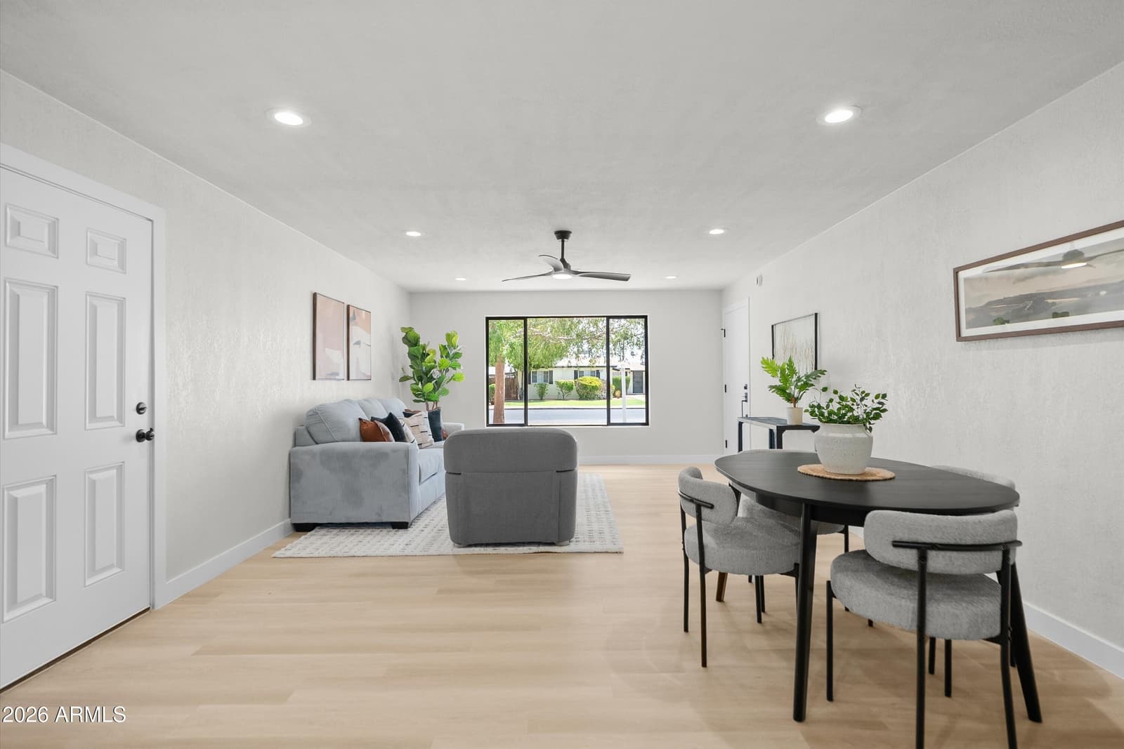 3618 E YALE Street, Phoenix, AZ 85008 — photo 11 of 34
