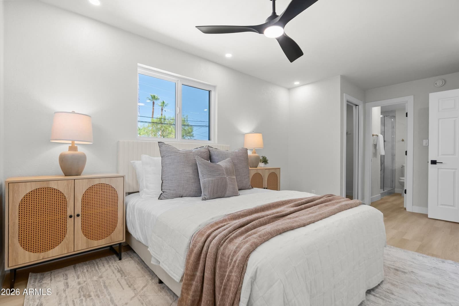3618 E YALE Street, Phoenix, AZ 85008 — photo 18 of 34