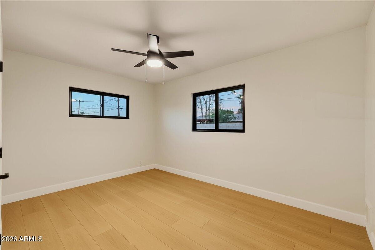2038 E Cheery Lynne Road, Phoenix, AZ 85016 — photo 23 of 37