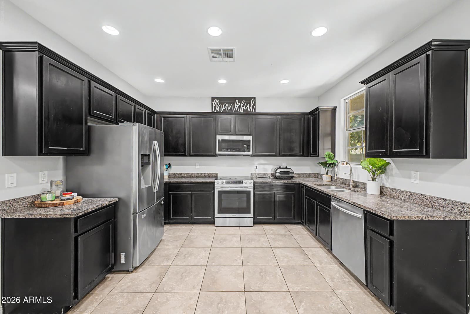 255 N 69TH Place, Mesa, AZ 85207 — photo 11 of 31