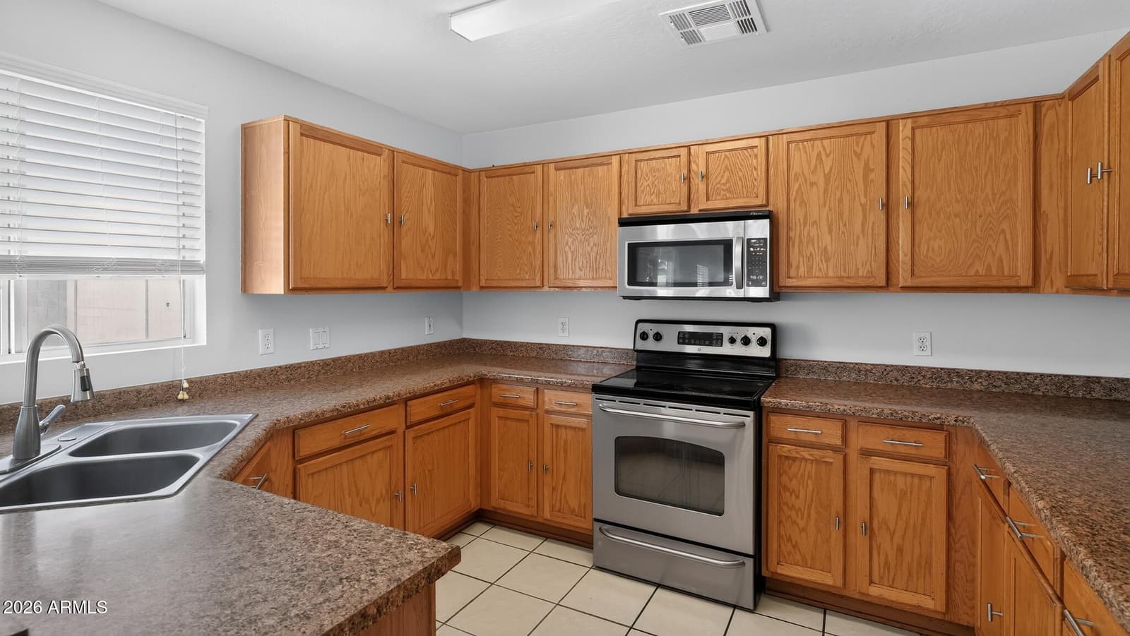 13001 W CHERRY HILLS Drive, El Mirage, AZ 85335 — photo 4 of 15