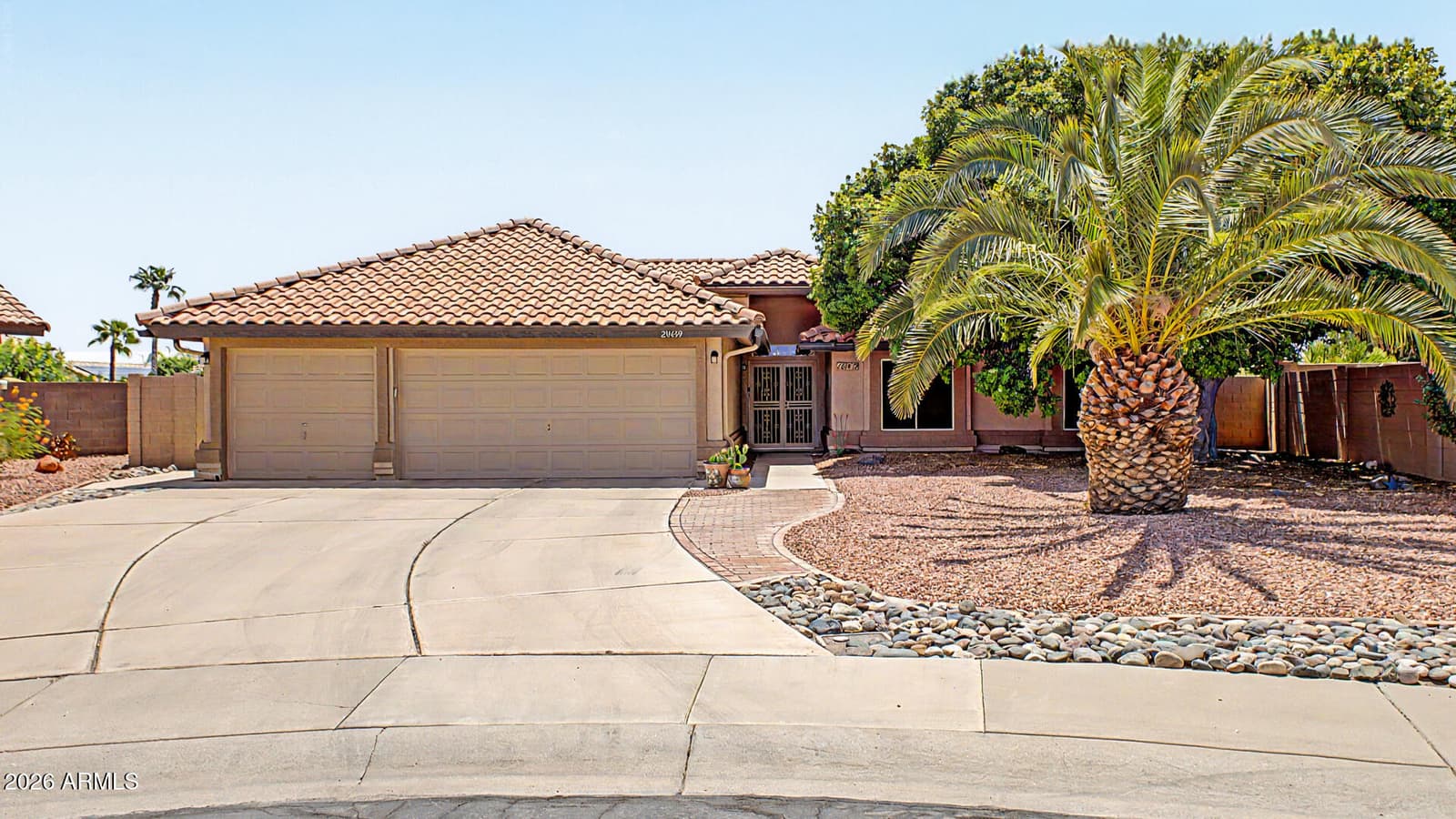 20439 N 110th Avenue, Sun City, AZ 85373 — photo 2 of 39