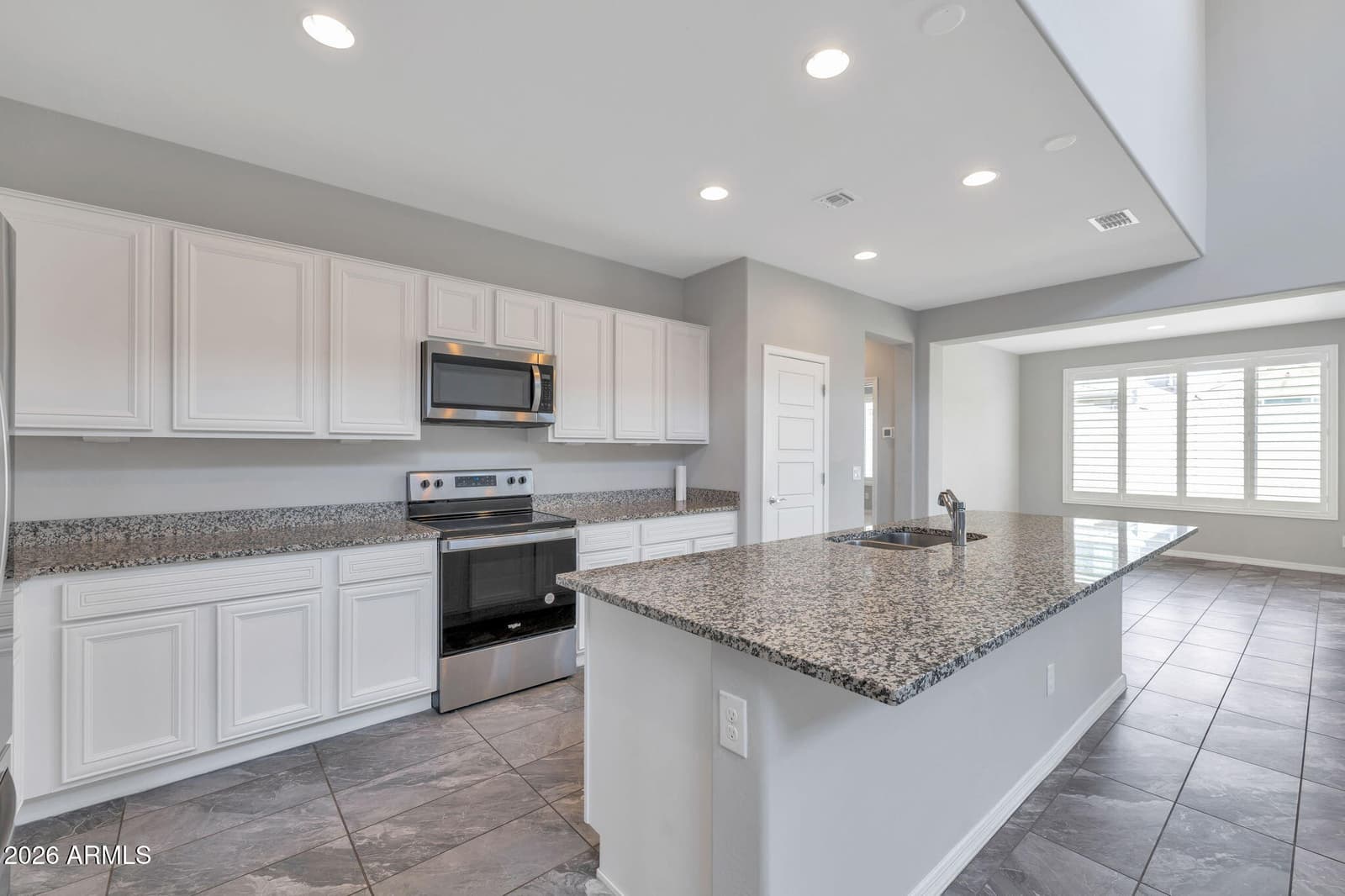 5819 N 88TH Lane, Glendale, AZ 85305 — photo 12 of 25