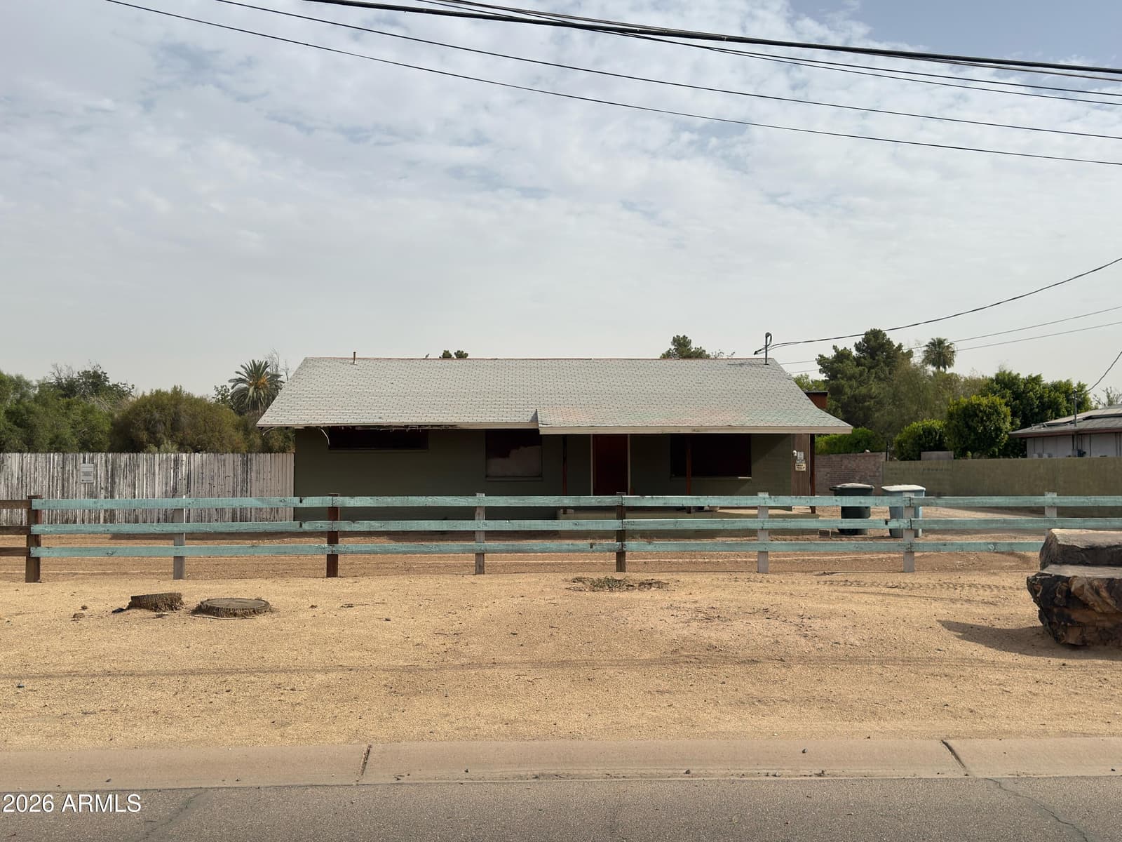 2804 W BELMONT Avenue, Phoenix, AZ 85051 — photo 1 of 14