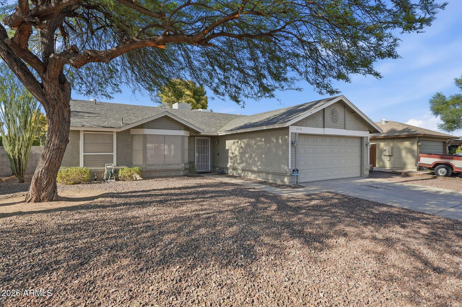 6526 W MESCAL Street, Glendale, AZ 85304 — photo 3 of 35